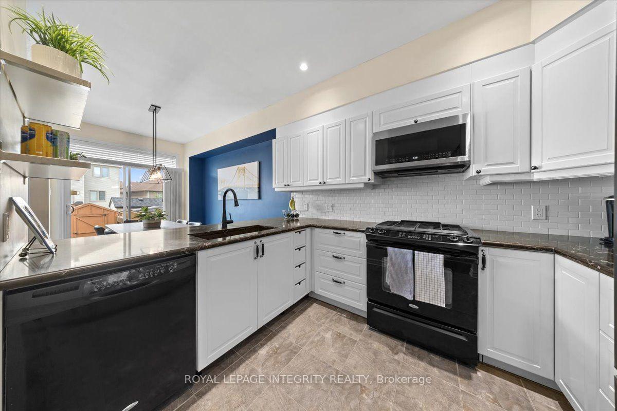 Photo 13 of 1433 Comfrey Crescent, Ottawa, Notting Hill/Summerside — HOMEH