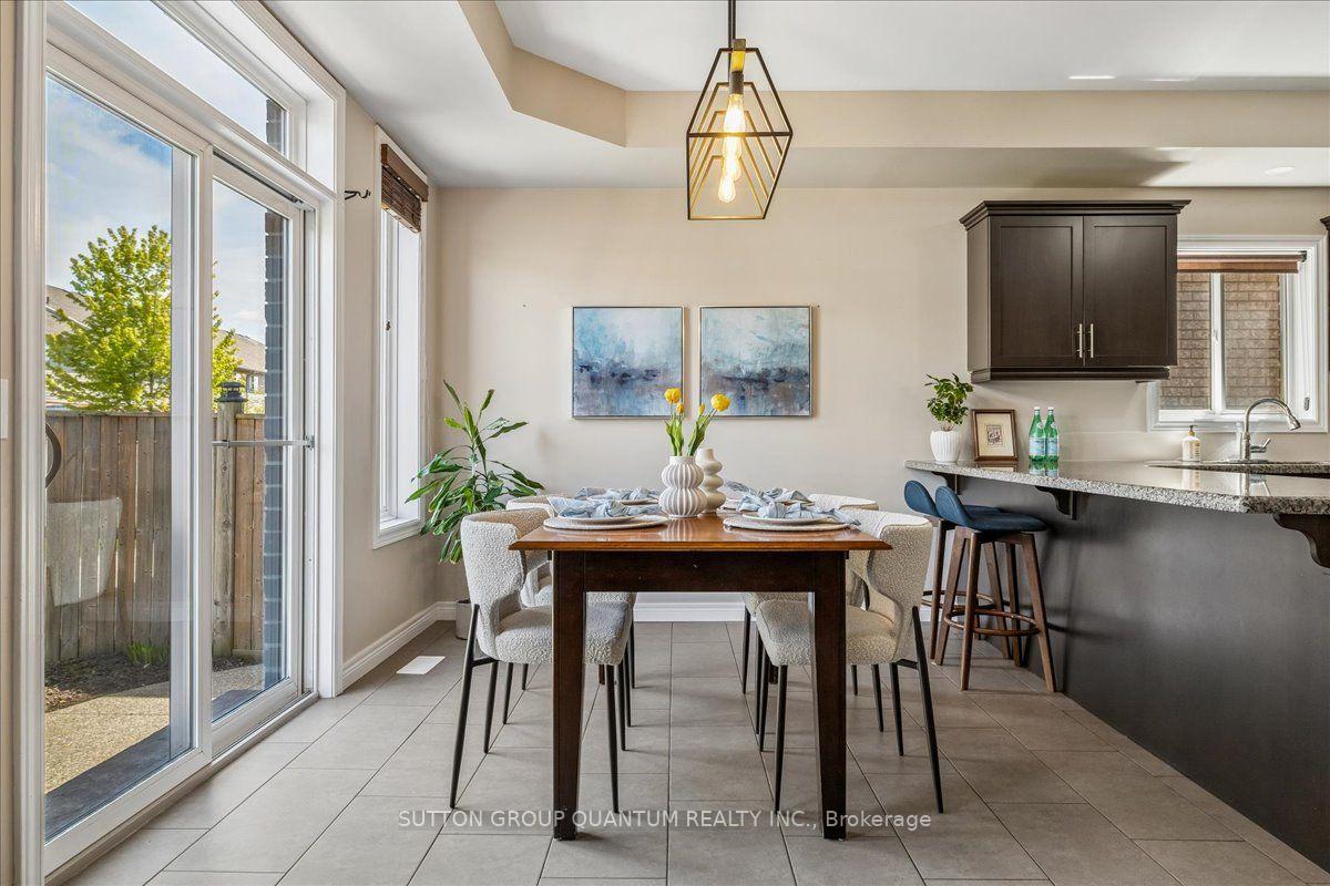 Photo 17 of 92 Garinger Crescent, Hamilton, Binbrook — HOMEH