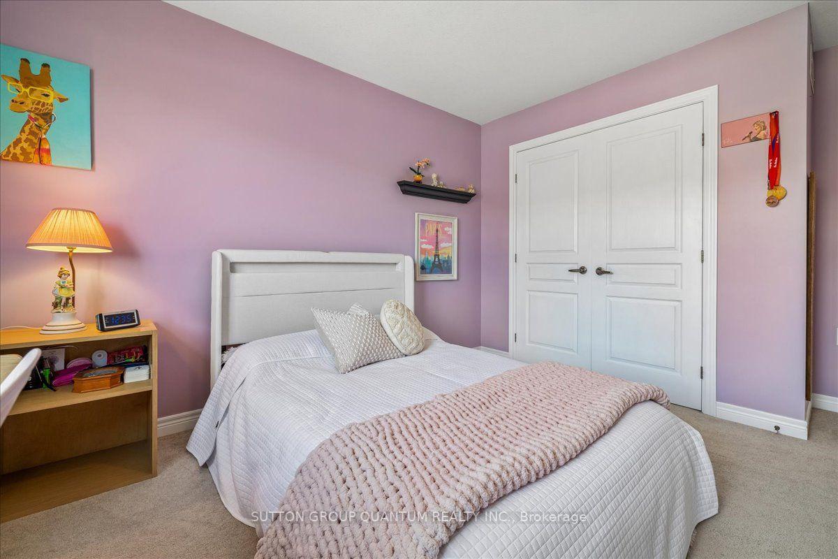 Photo 28 of 92 Garinger Crescent, Hamilton, Binbrook — HOMEH