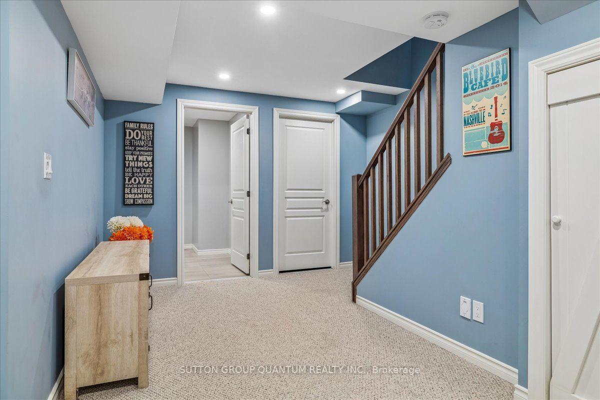 Photo 37 of 92 Garinger Crescent, Hamilton, Binbrook — HOMEH