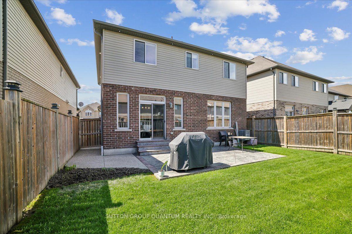 Photo 40 of 92 Garinger Crescent, Hamilton, Binbrook — HOMEH