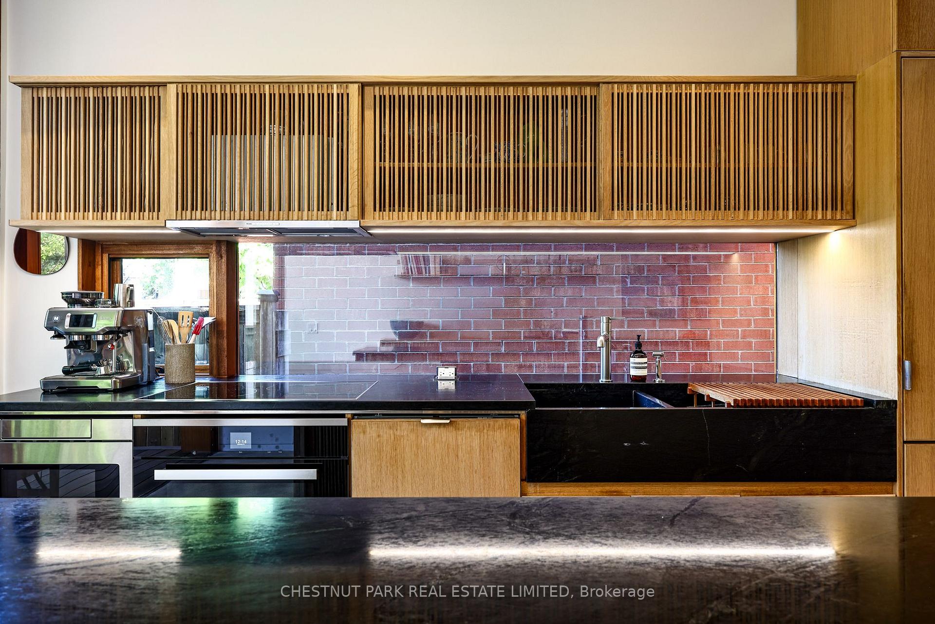 Photo 20 of 924 Manning Avenue, Toronto, The Annex — HOMEH