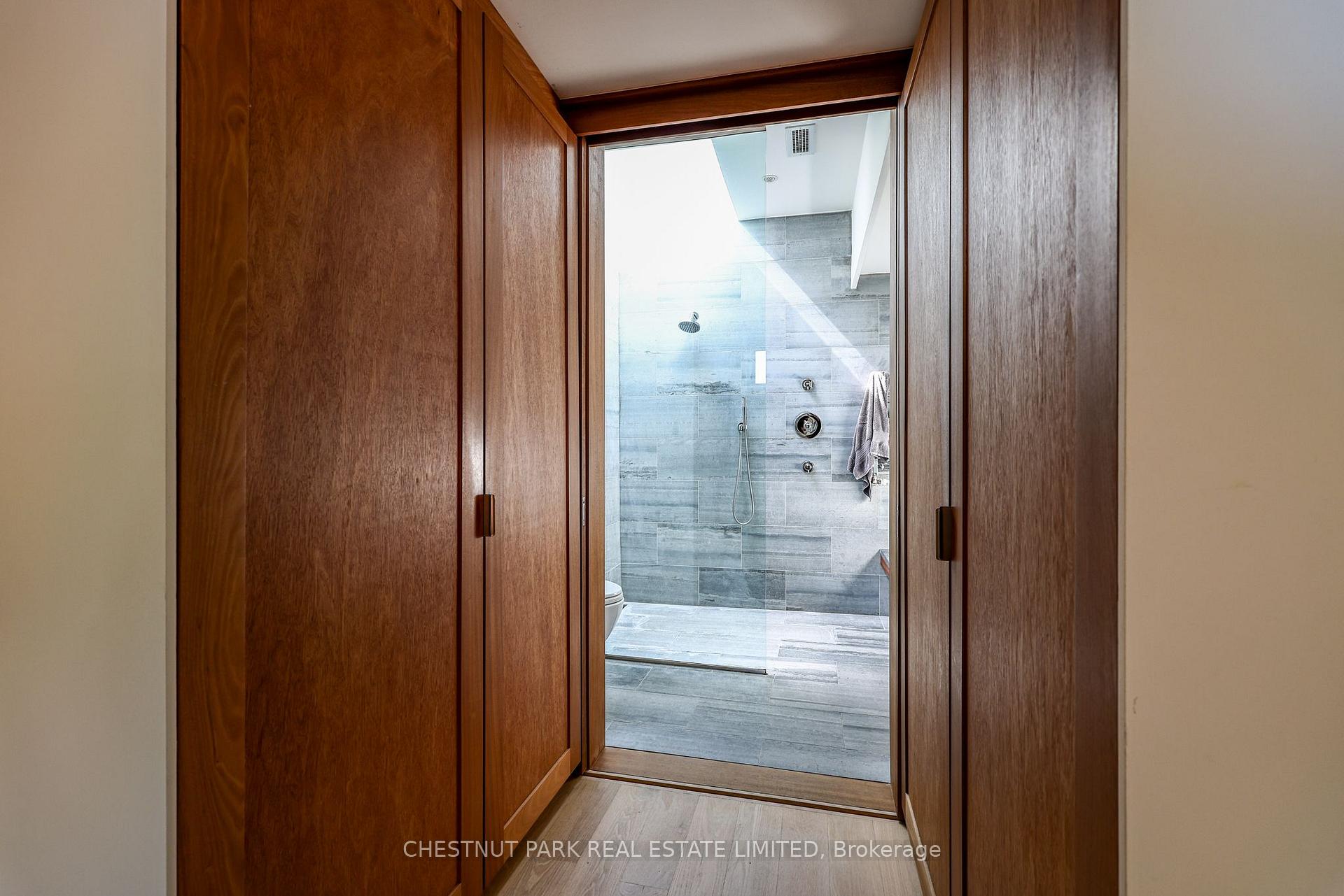 Photo 26 of 924 Manning Avenue, Toronto, The Annex — HOMEH