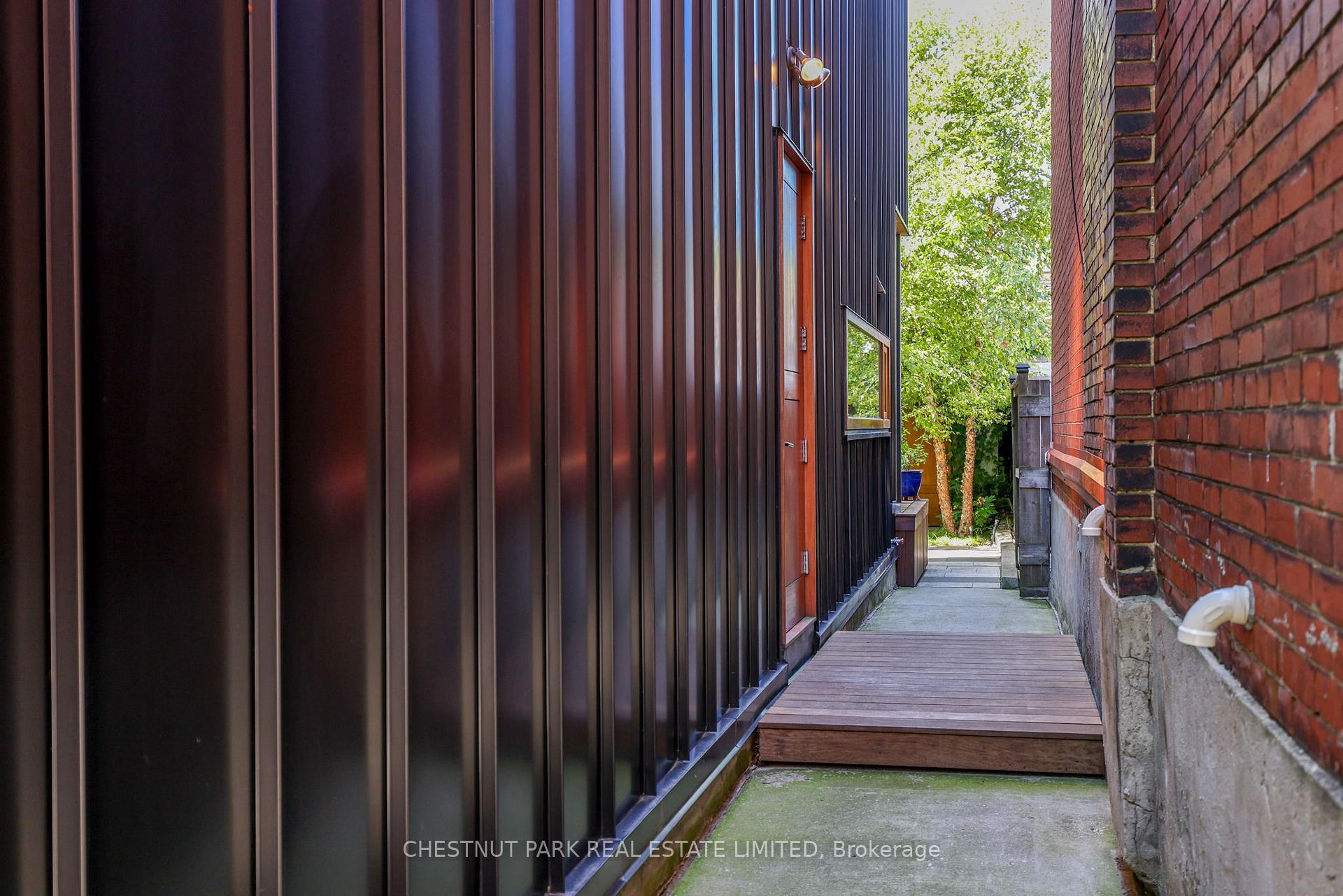 Photo 40 of 924 Manning Avenue, Toronto, The Annex — HOMEH