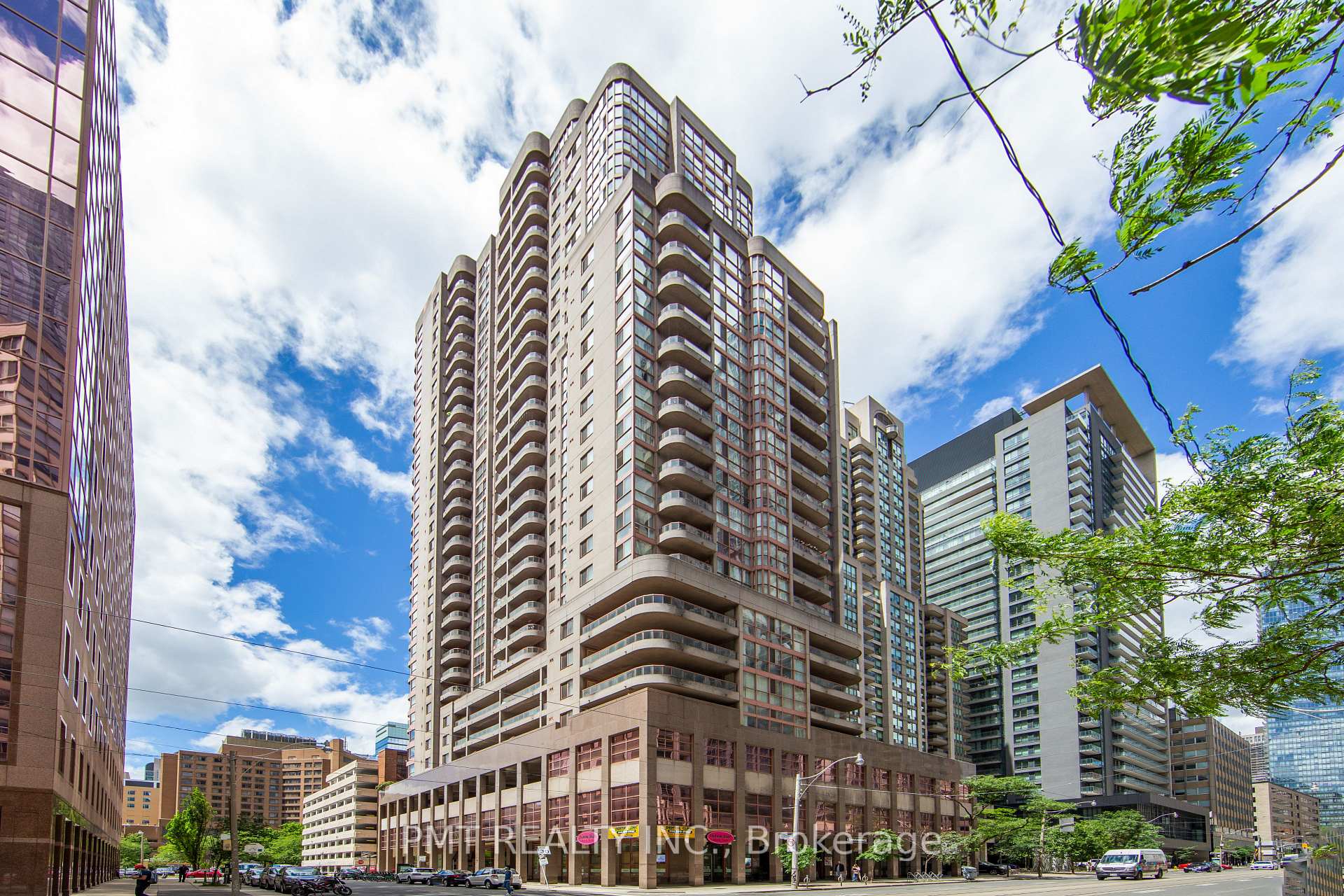 Photo 1 of Unit 1511, 736 Bay Street, Toronto, Bay Street Corridor — HOMEH
