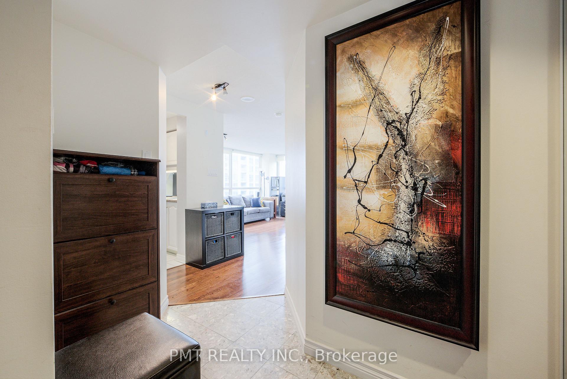 Photo 3 of Unit 1511, 736 Bay Street, Toronto, Bay Street Corridor — HOMEH