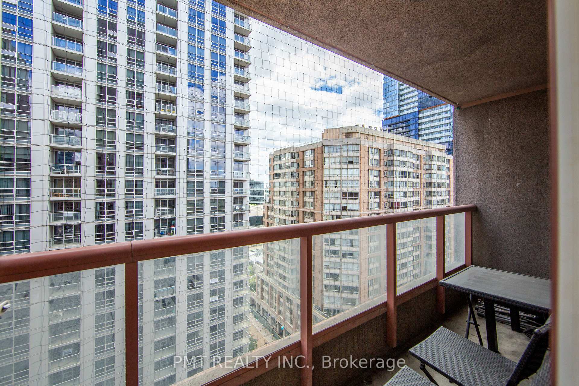 Photo 23 of Unit 1511, 736 Bay Street, Toronto, Bay Street Corridor — HOMEH