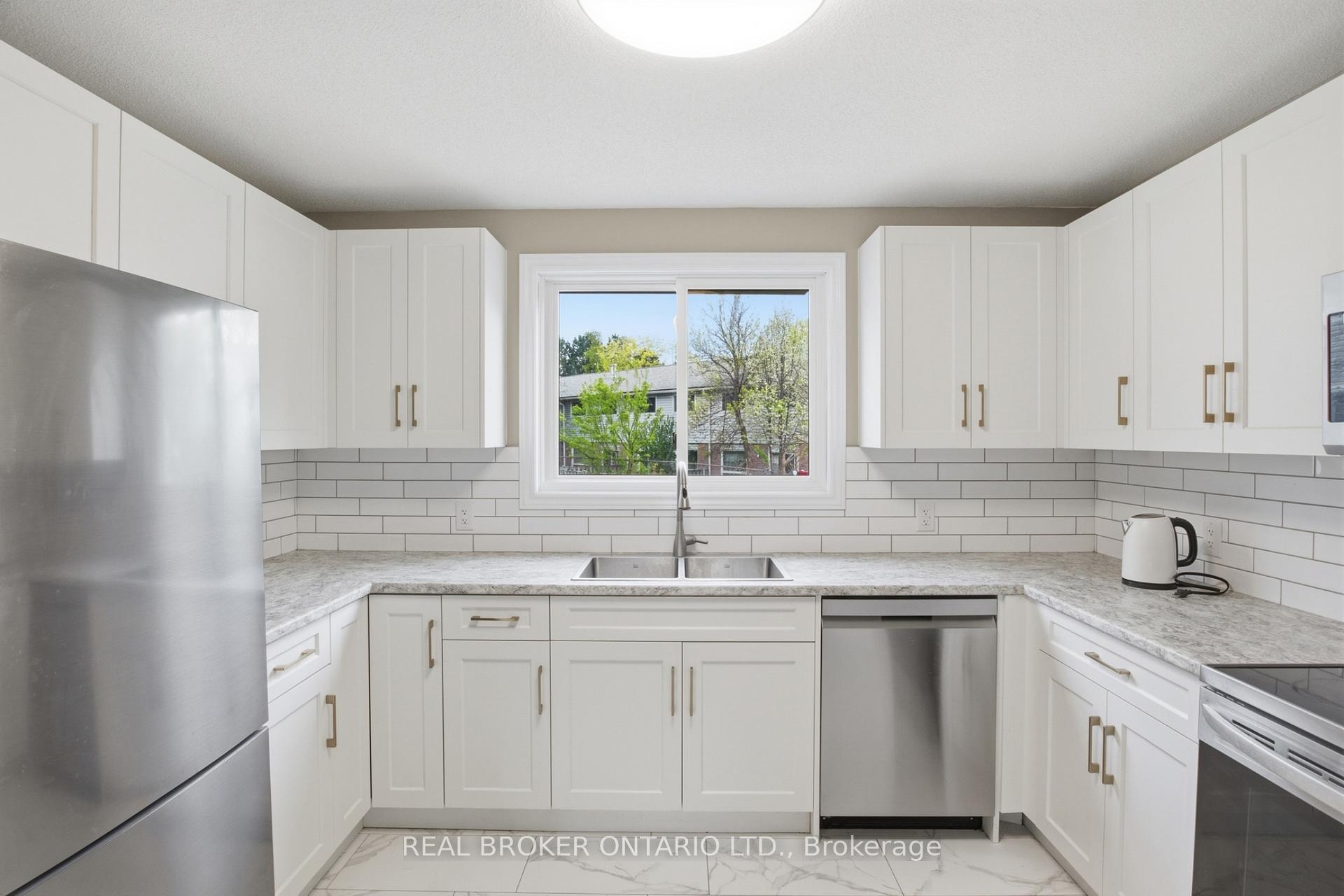 Photo 21 of Unit 46, 60 Elmsdale Drive, Kitchener, Laurentian Hills — HOMEH
