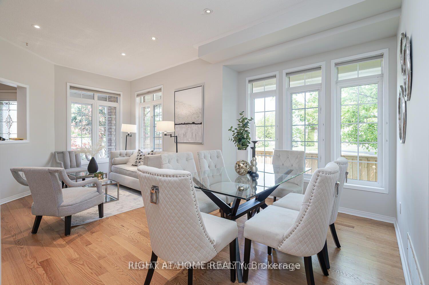Photo 15 of 1 Ridgeway Court, Vaughan, Maple — HOMEH