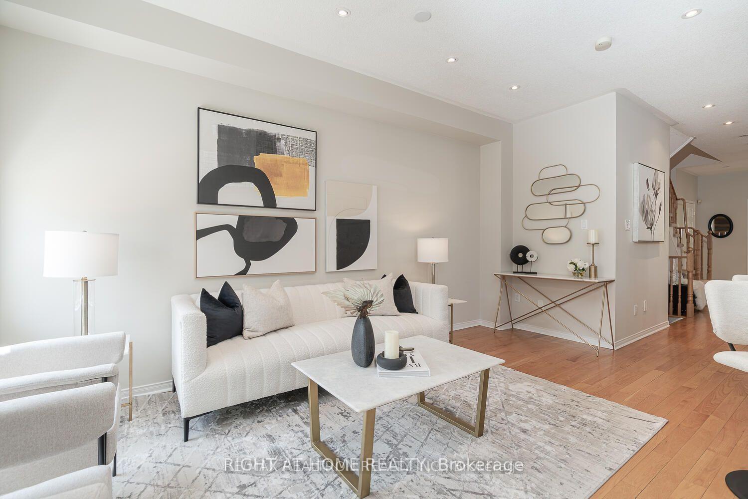 Photo 21 of 1 Ridgeway Court, Vaughan, Maple — HOMEH