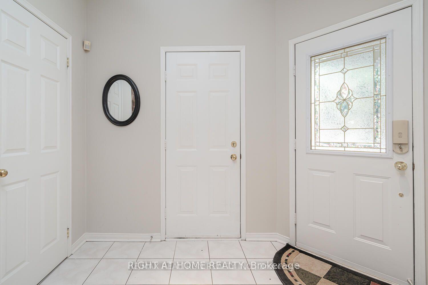Photo 36 of 1 Ridgeway Court, Vaughan, Maple — HOMEH