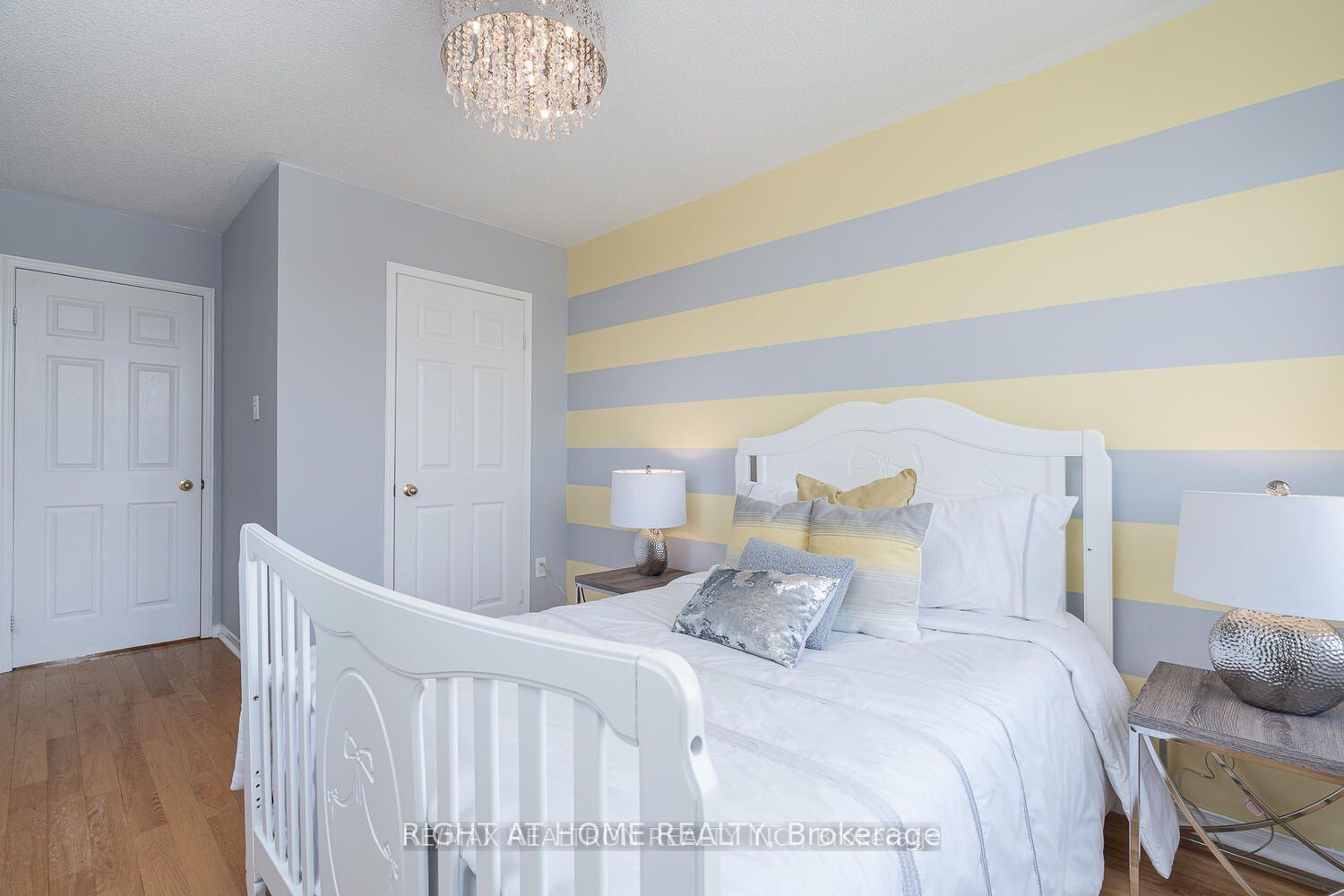 Photo 50 of 1 Ridgeway Court, Vaughan, Maple — HOMEH