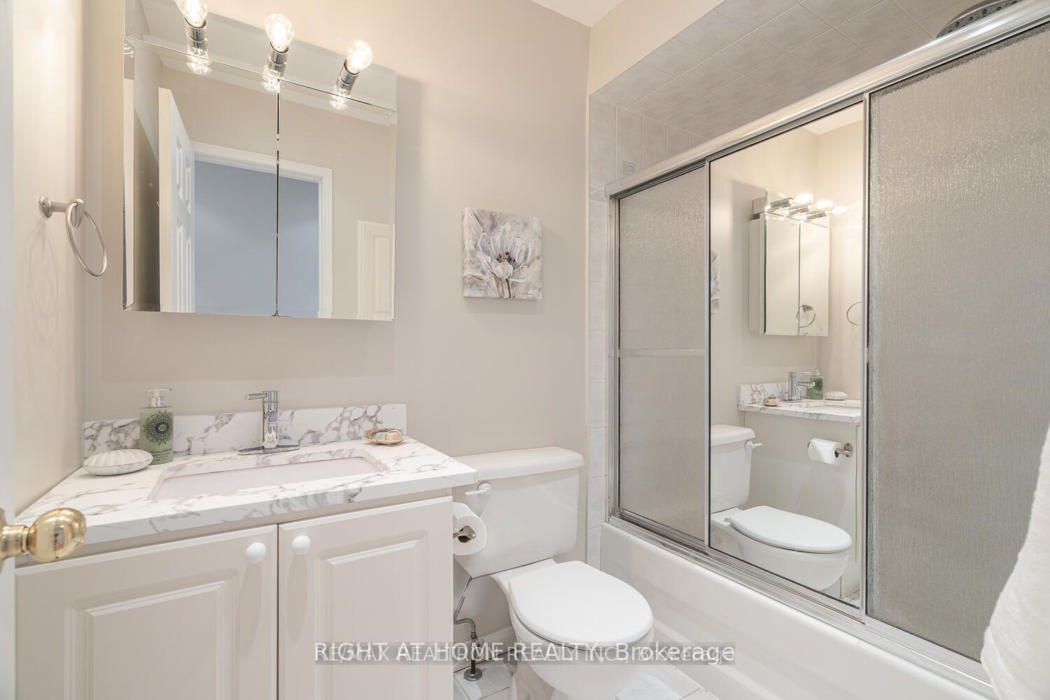 Photo 54 of 1 Ridgeway Court, Vaughan, Maple — HOMEH