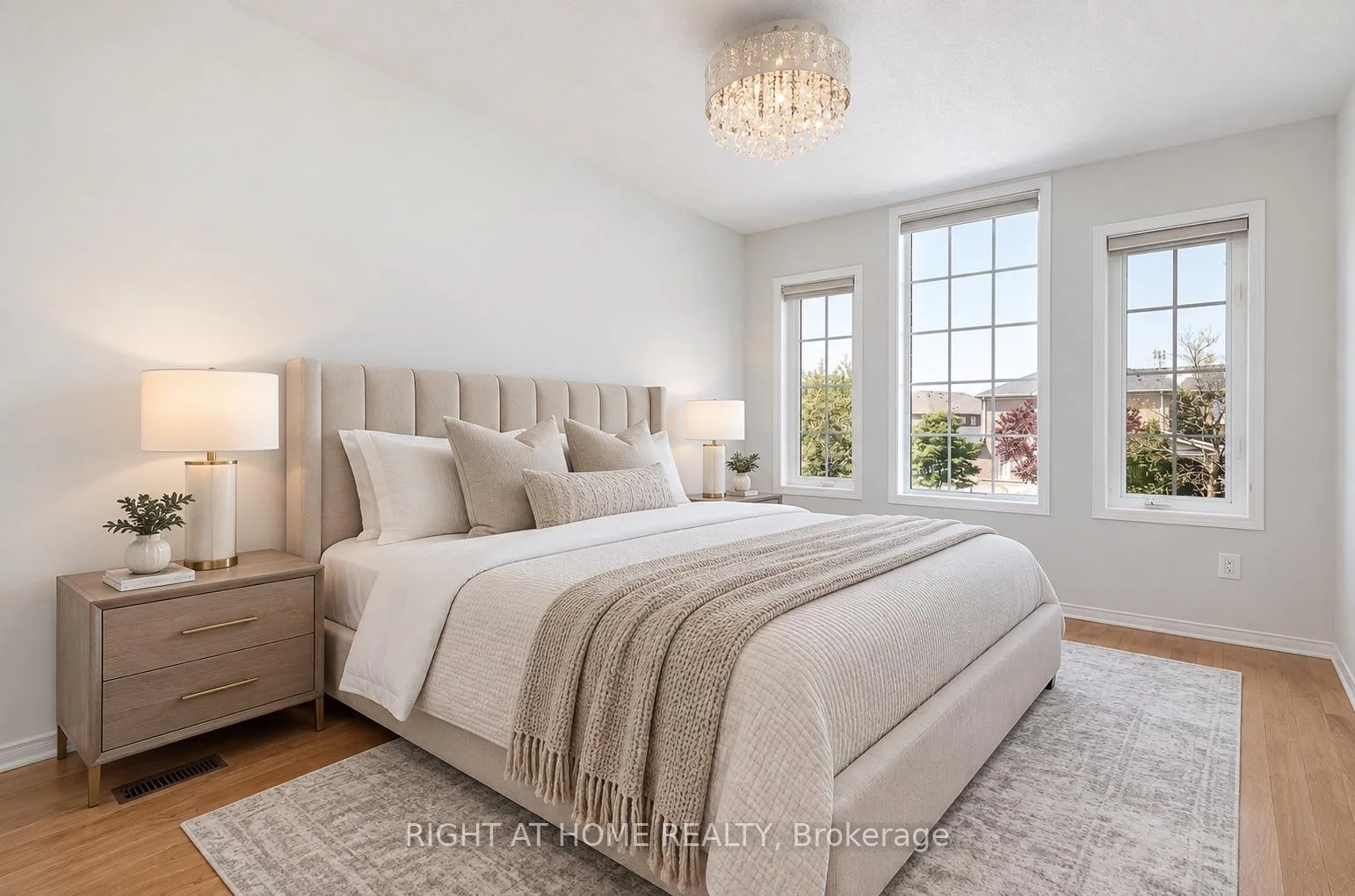 Photo 45 of 1 Ridgeway Court, Vaughan, Maple — HOMEH
