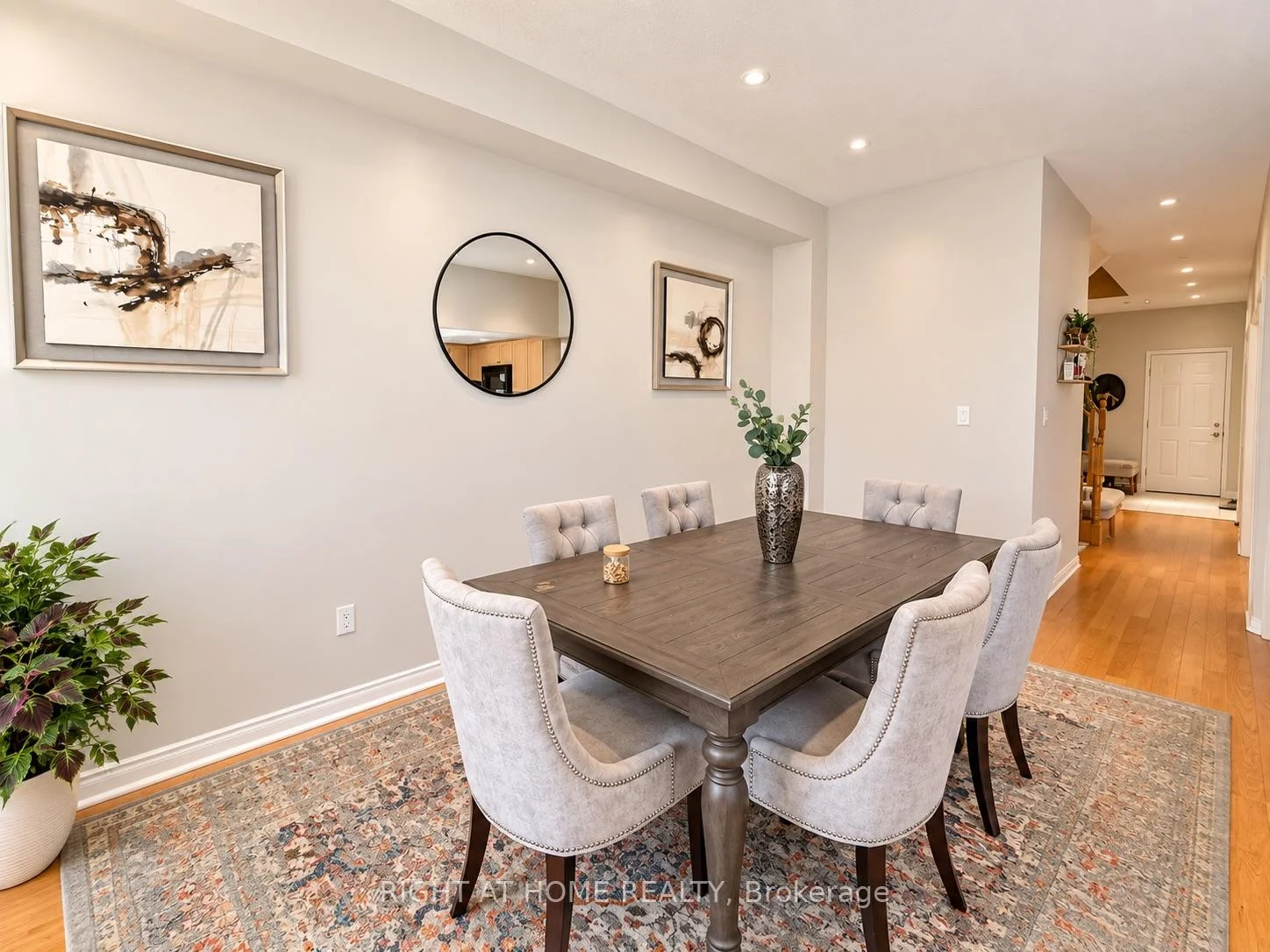 Photo 23 of 1 Ridgeway Court, Vaughan, Maple — HOMEH