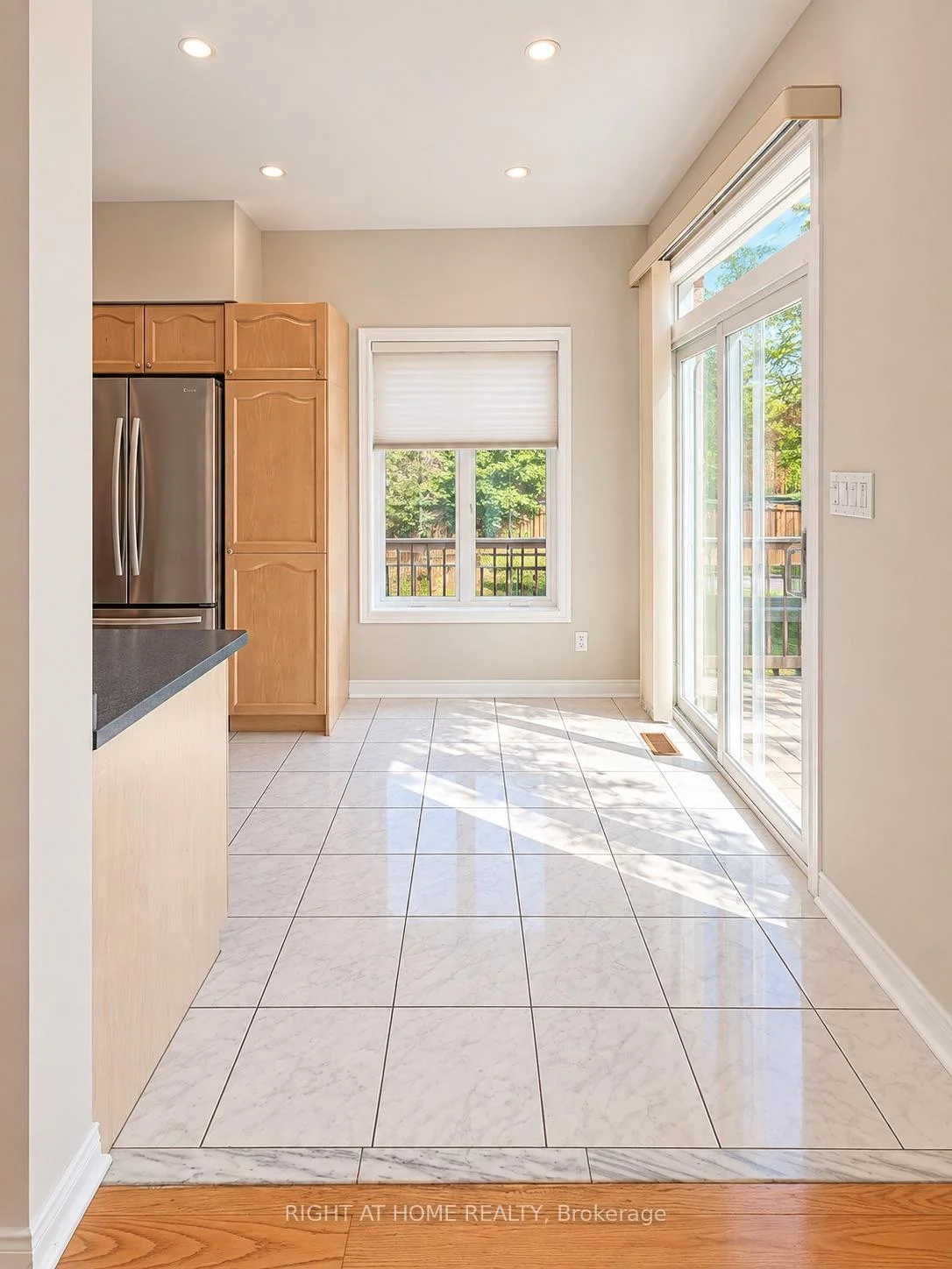 Photo 53 of 1 Ridgeway Court, Vaughan, Maple — HOMEH