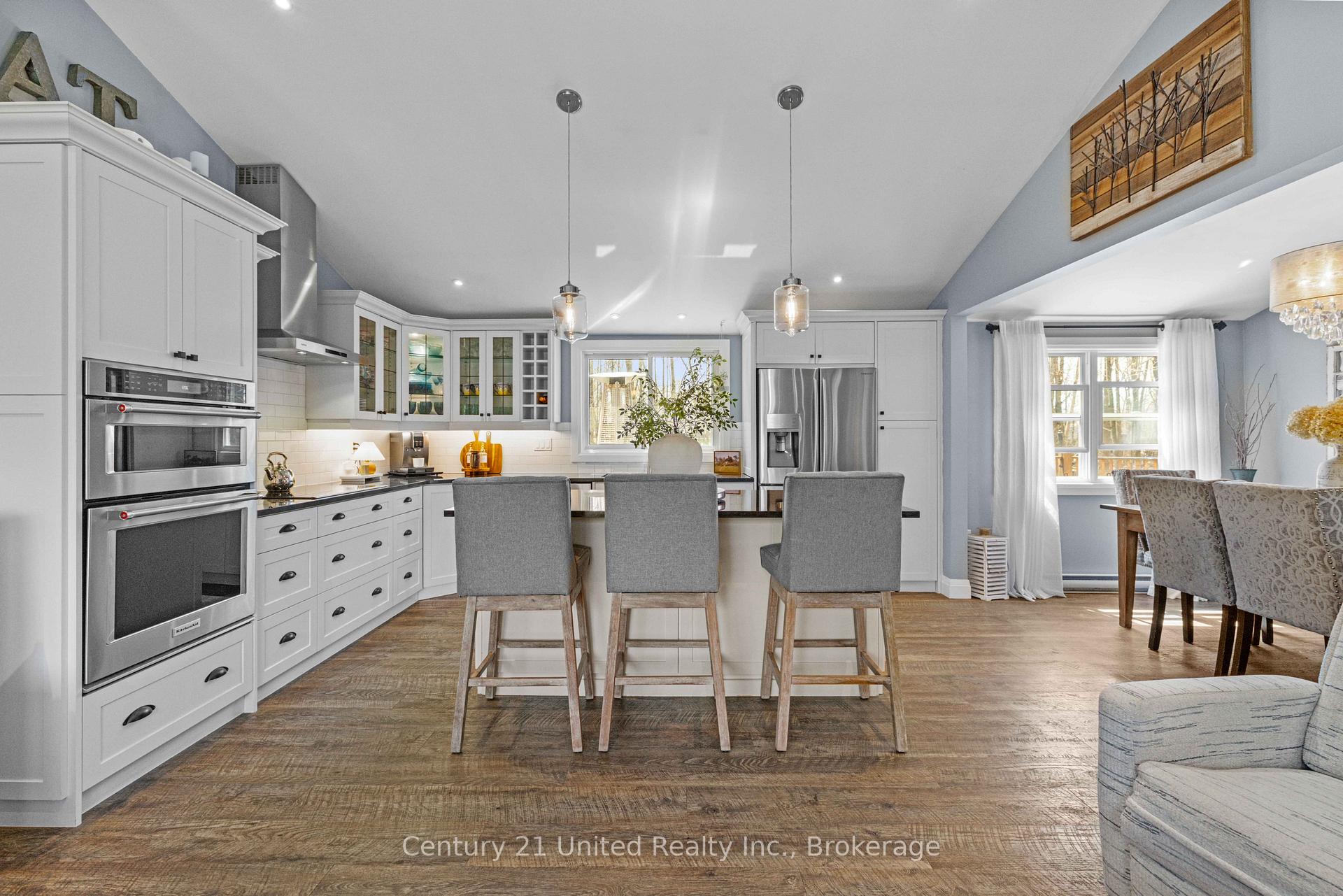 Photo 10 of 11 Birch Terrace, Trent Lakes — HOMEH