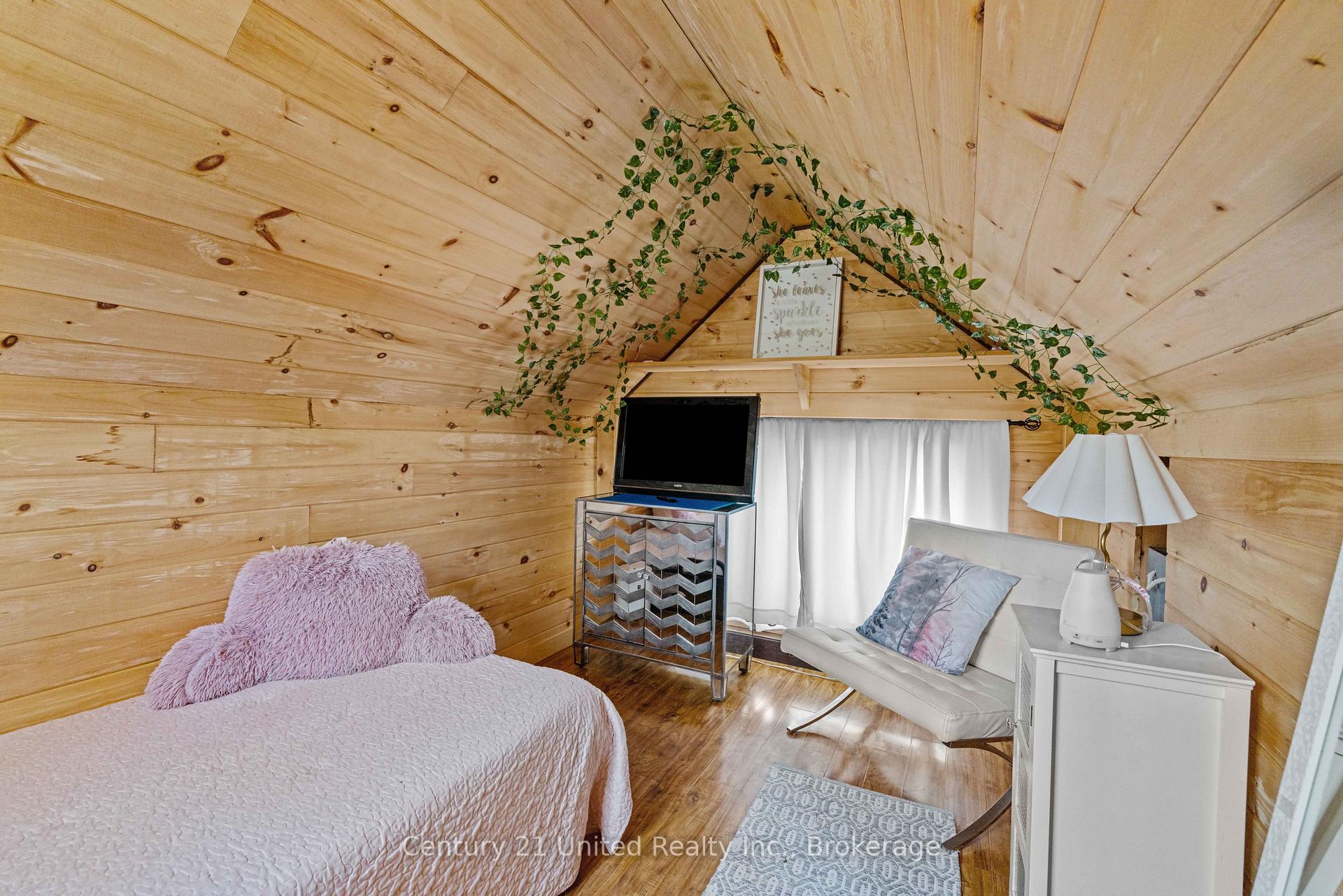 Photo 32 of 11 Birch Terrace, Trent Lakes — HOMEH