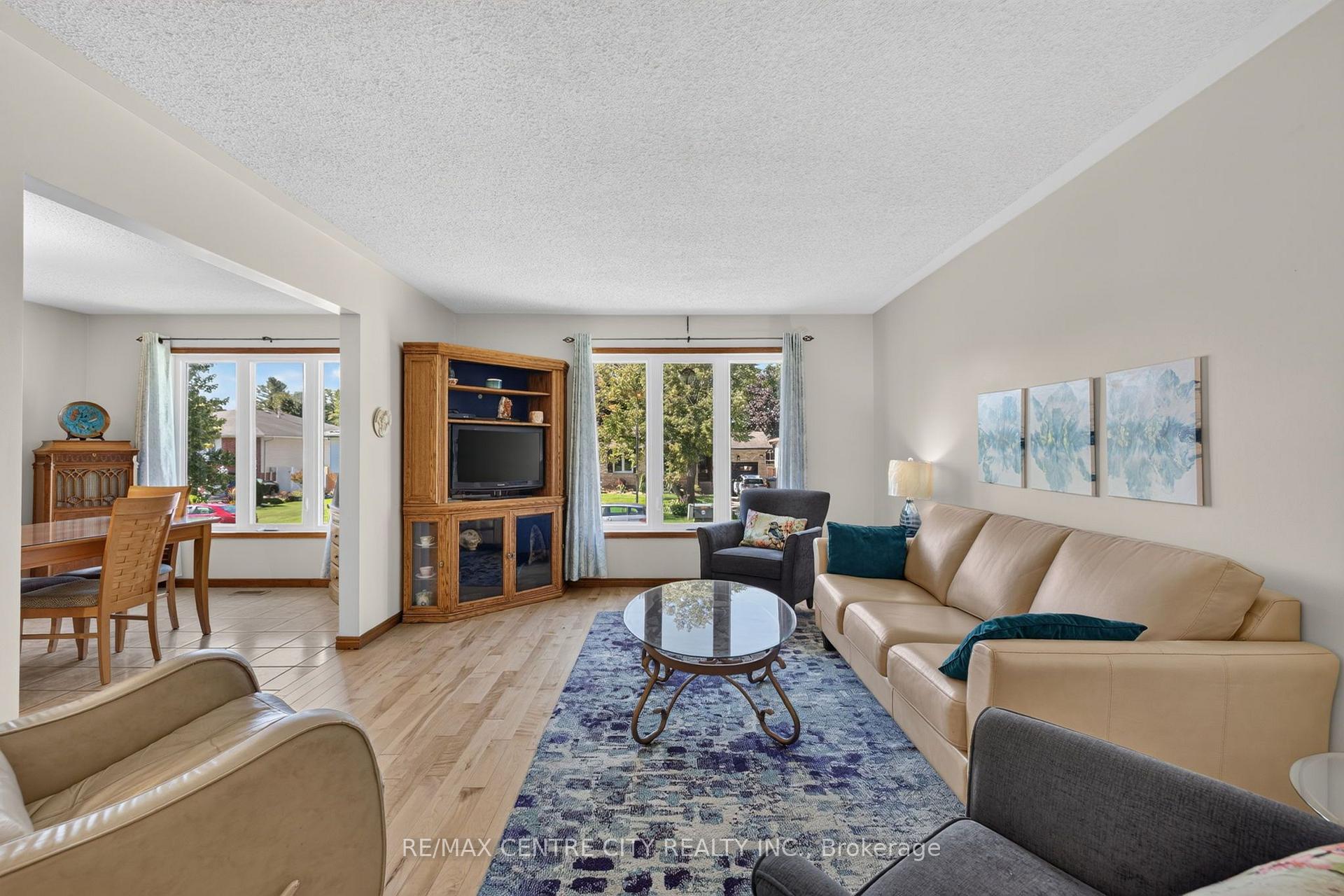 Photo 6 of 59 Westgate Avenue, Strathroy-Caradoc, SW — HOMEH