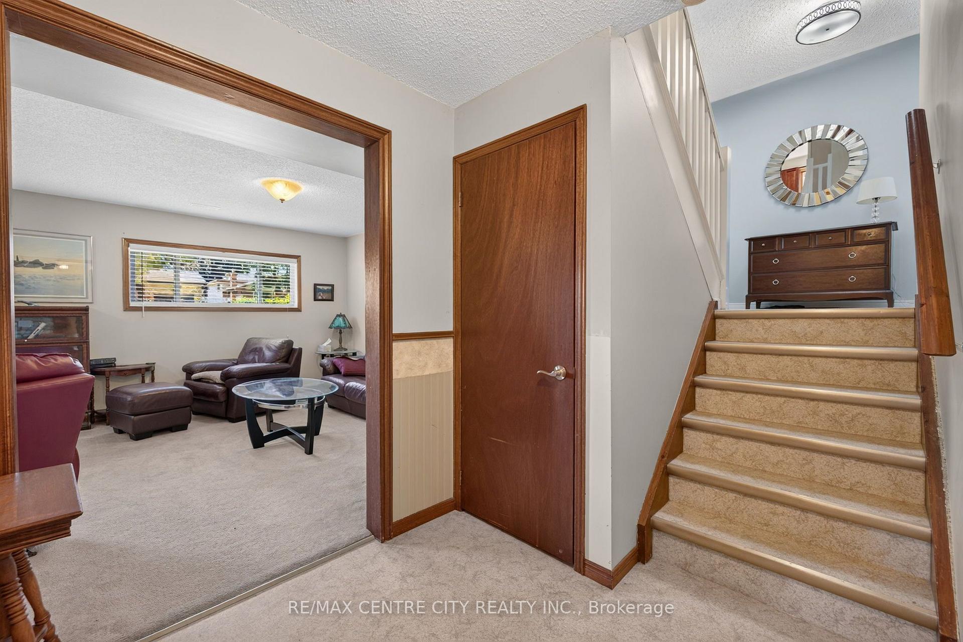 Photo 20 of 59 Westgate Avenue, Strathroy-Caradoc, SW — HOMEH