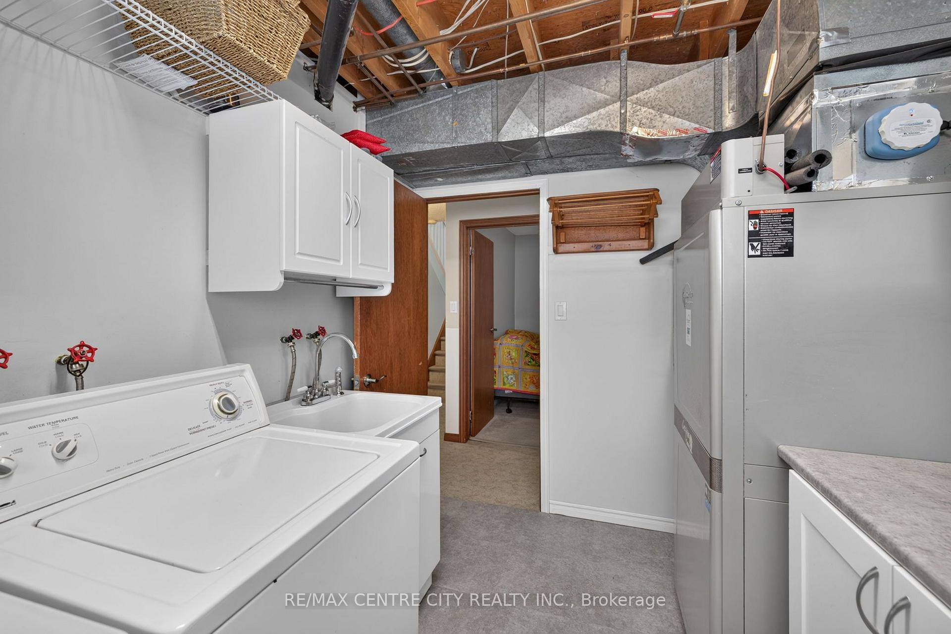 Photo 29 of 59 Westgate Avenue, Strathroy-Caradoc, SW — HOMEH