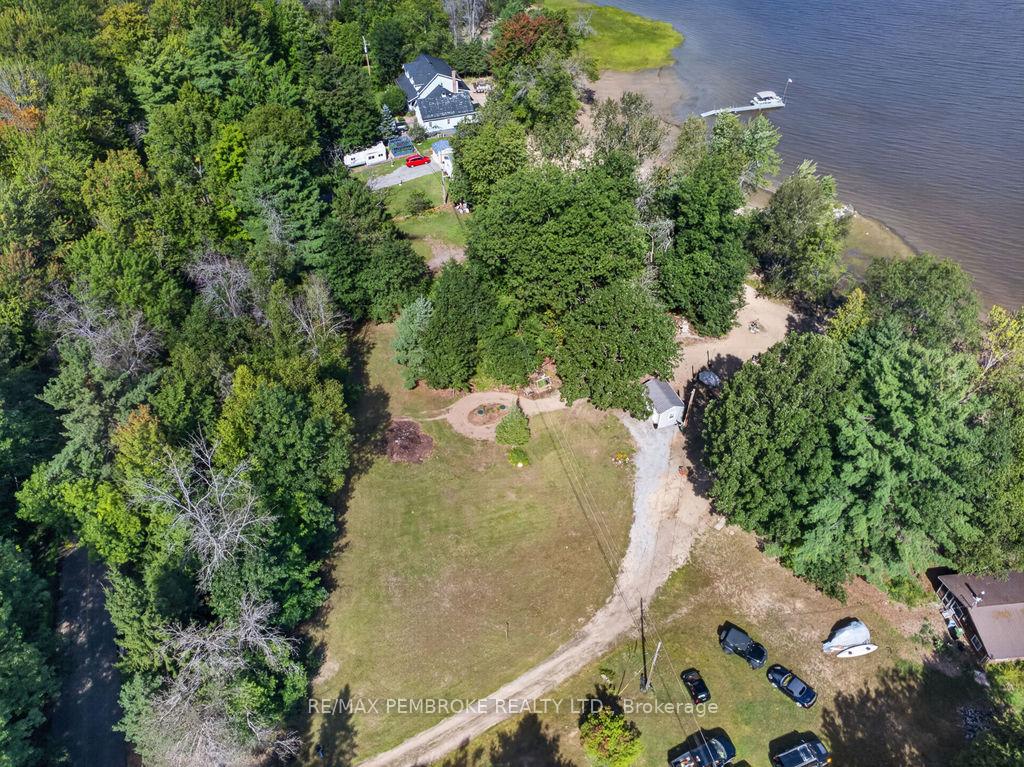 Photo 7 of 141 Sullivan Point Road, Laurentian Valley, Laurentian Valley — HOMEH