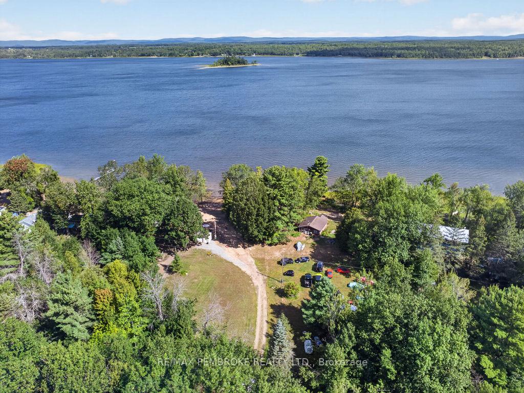 Photo 8 of 141 Sullivan Point Road, Laurentian Valley, Laurentian Valley — HOMEH