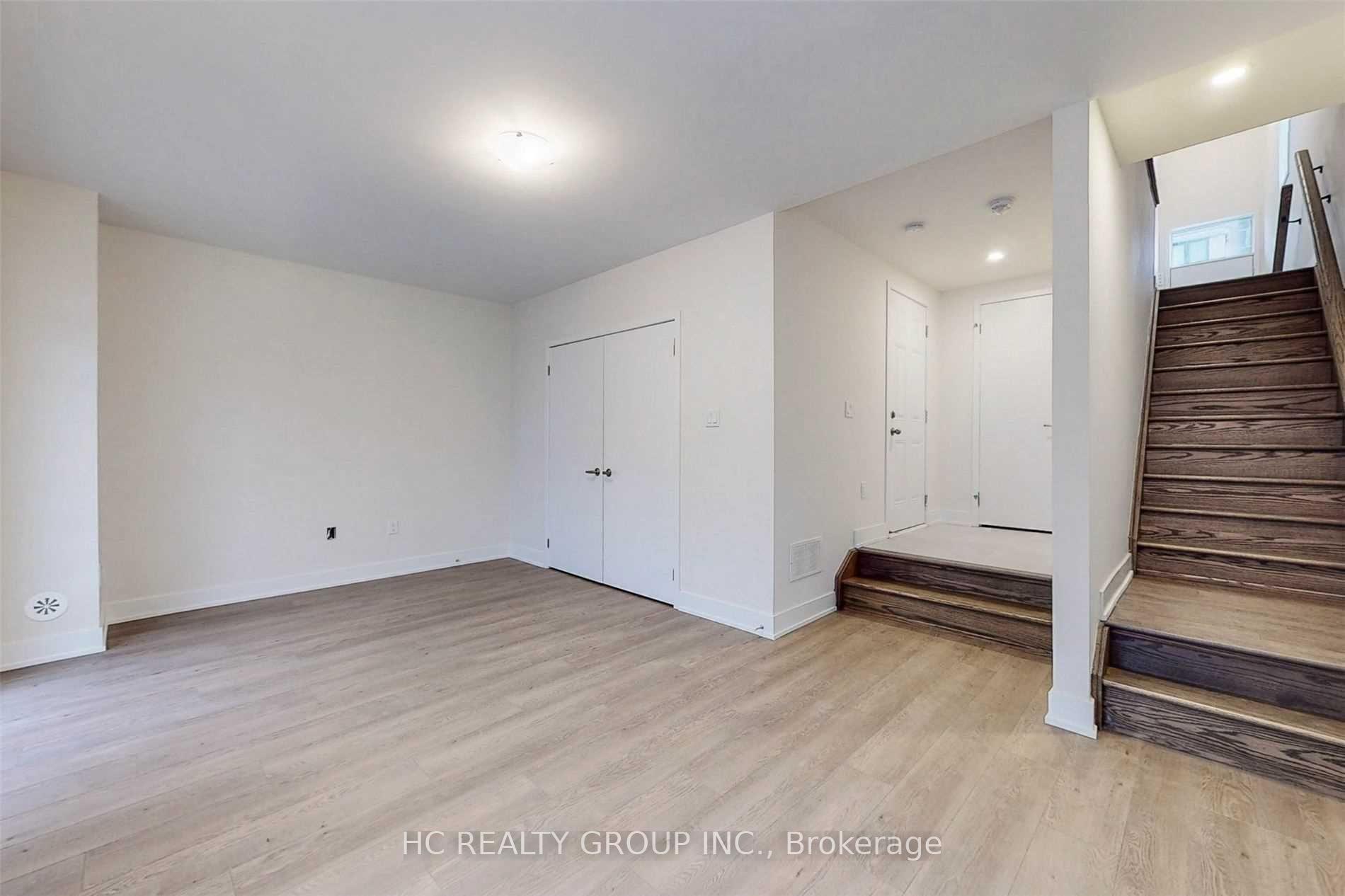 Photo 19 of 85 Rattenbury Road, Vaughan, Patterson — HOMEH