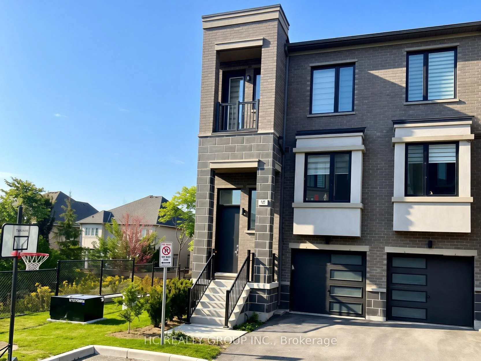 Photo 1 of 85 Rattenbury Road, Vaughan, Patterson — HOMEH