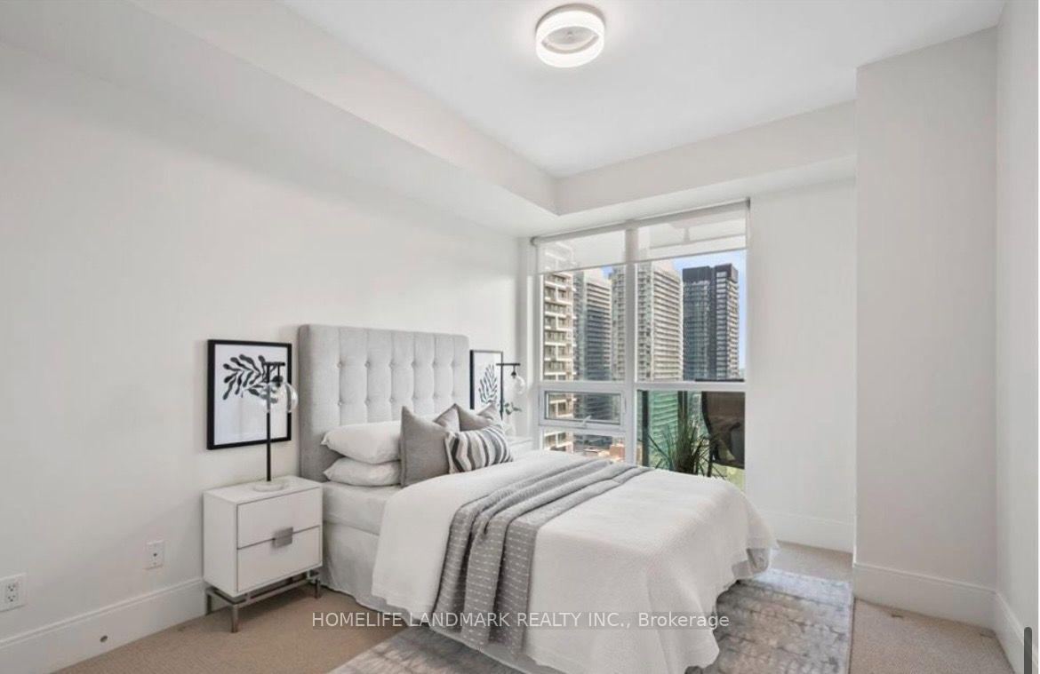 Photo 12 of Unit 1814, 70 Roehampton Avenue, Toronto, Mount Pleasant West — HOMEH