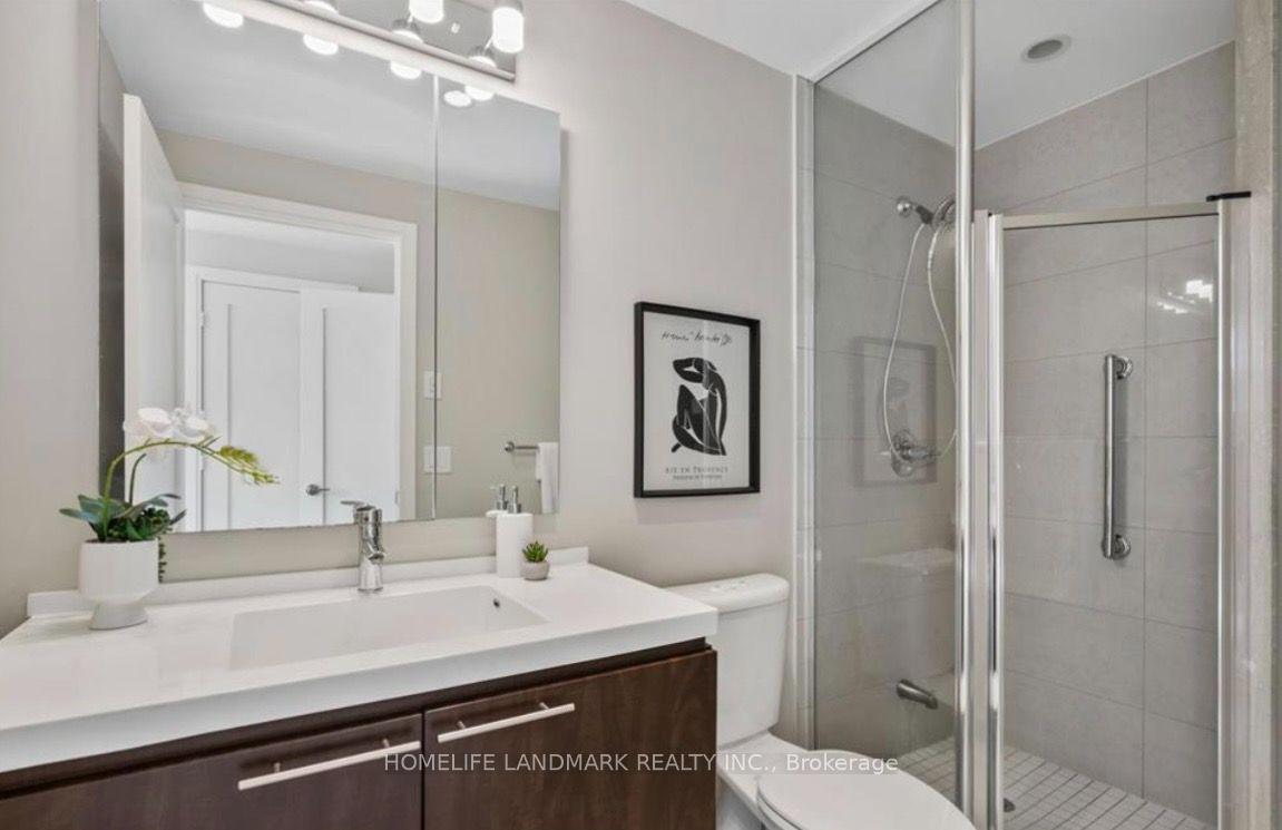 Photo 13 of Unit 1814, 70 Roehampton Avenue, Toronto, Mount Pleasant West — HOMEH