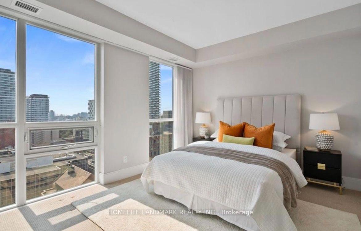 Photo 14 of Unit 1814, 70 Roehampton Avenue, Toronto, Mount Pleasant West — HOMEH