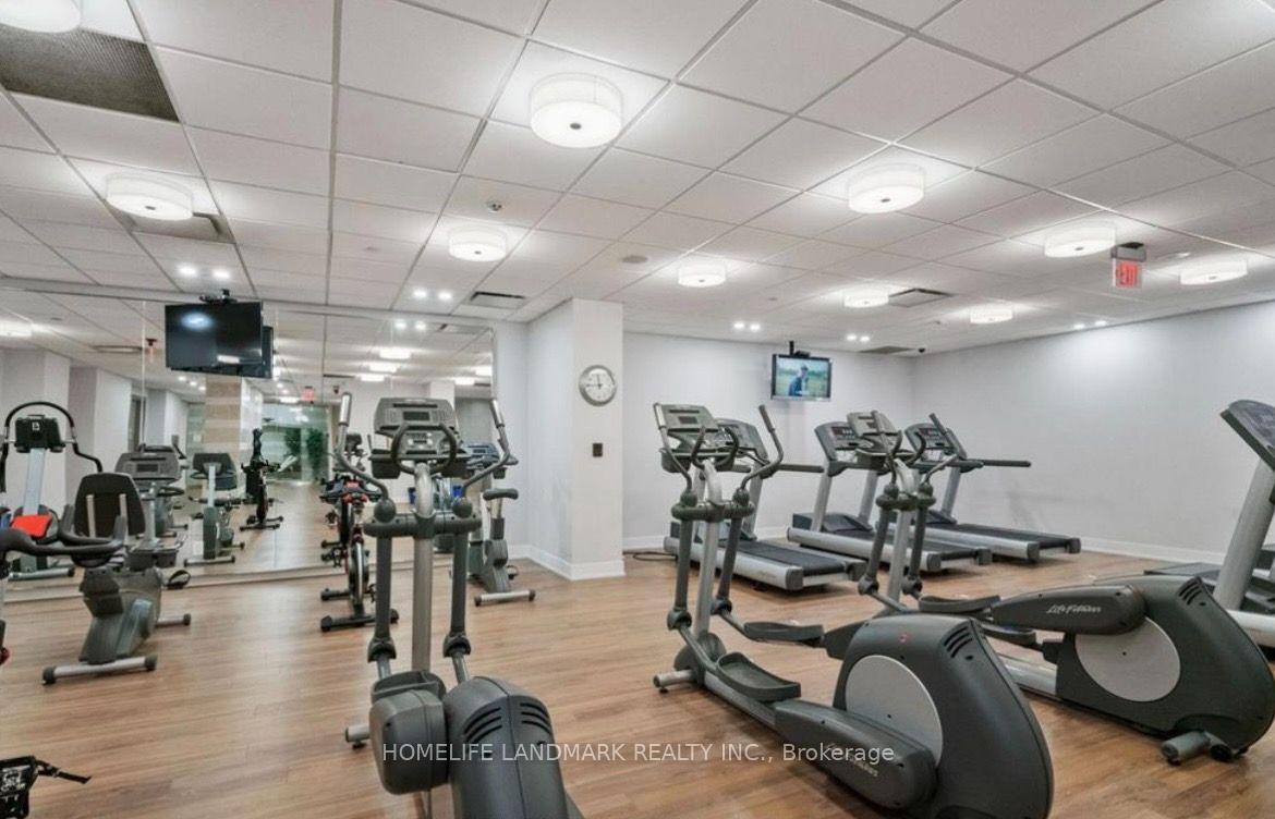 Photo 19 of Unit 1814, 70 Roehampton Avenue, Toronto, Mount Pleasant West — HOMEH