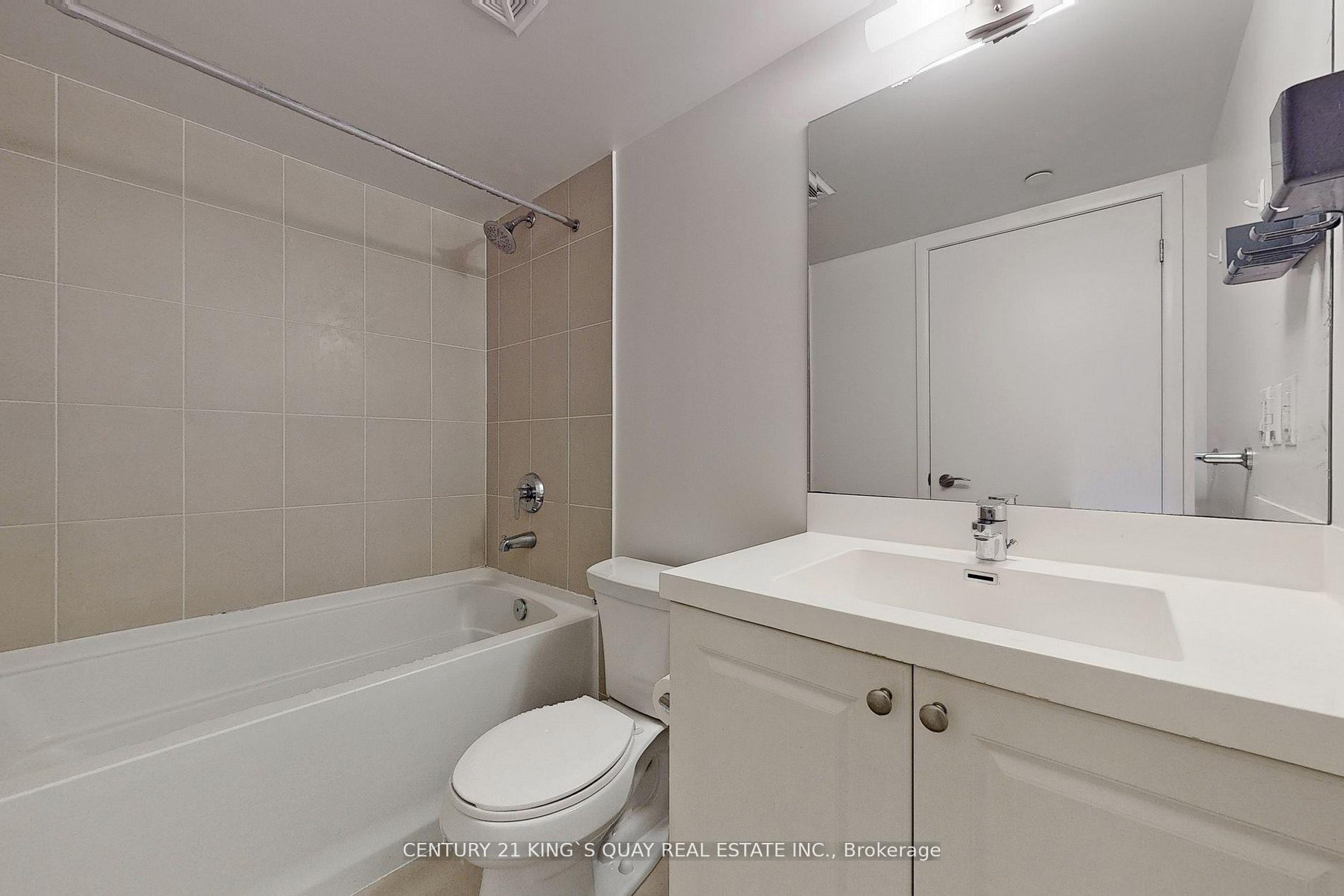 Photo 5 of Unit 423, 3091 Dufferin Street, North York, Yorkdale-Glen Park — HOMEH