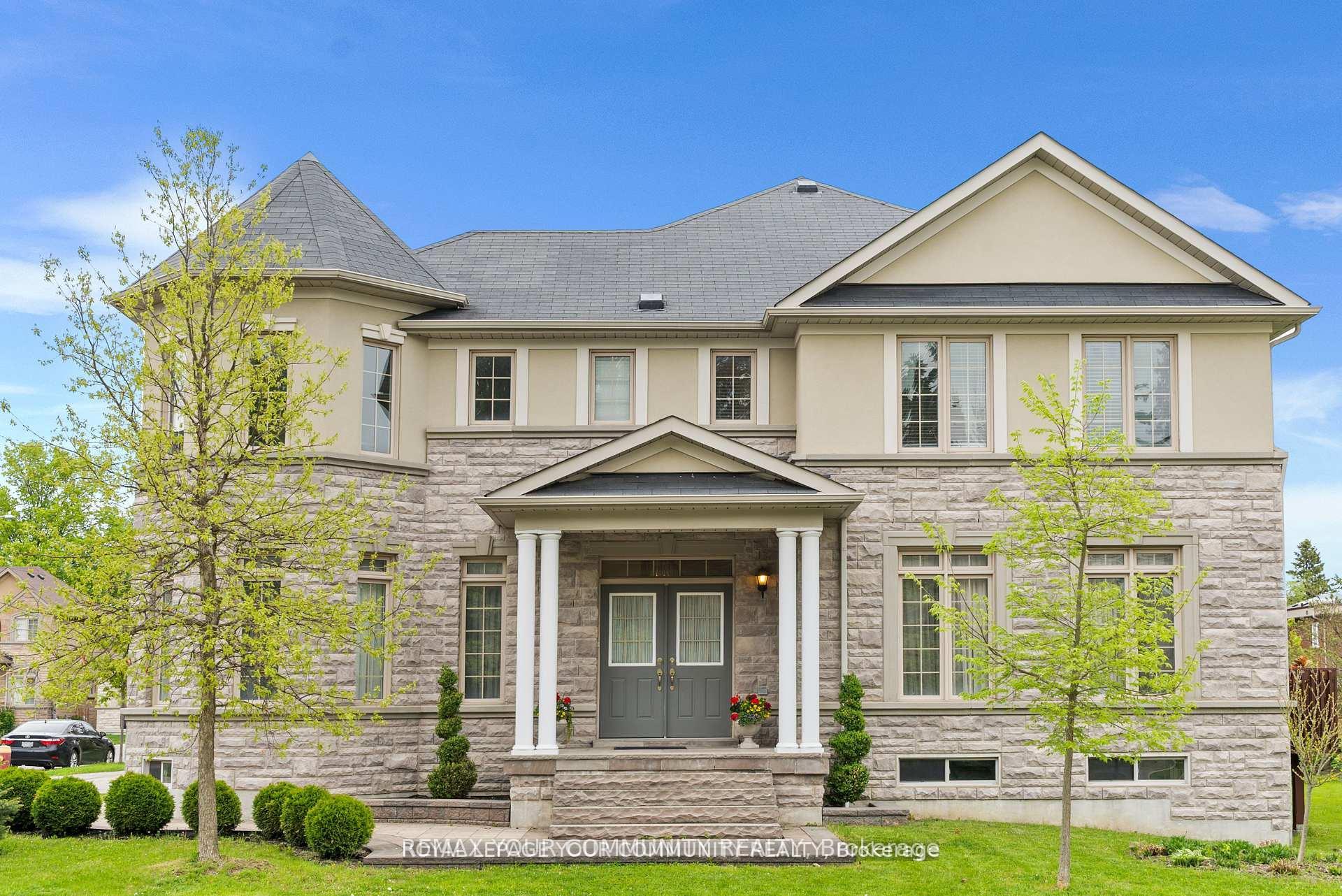 Photo 2 of 108 Headwater Crescent, Richmond Hill, Oak Ridges Lake Wilcox — HOMEH
