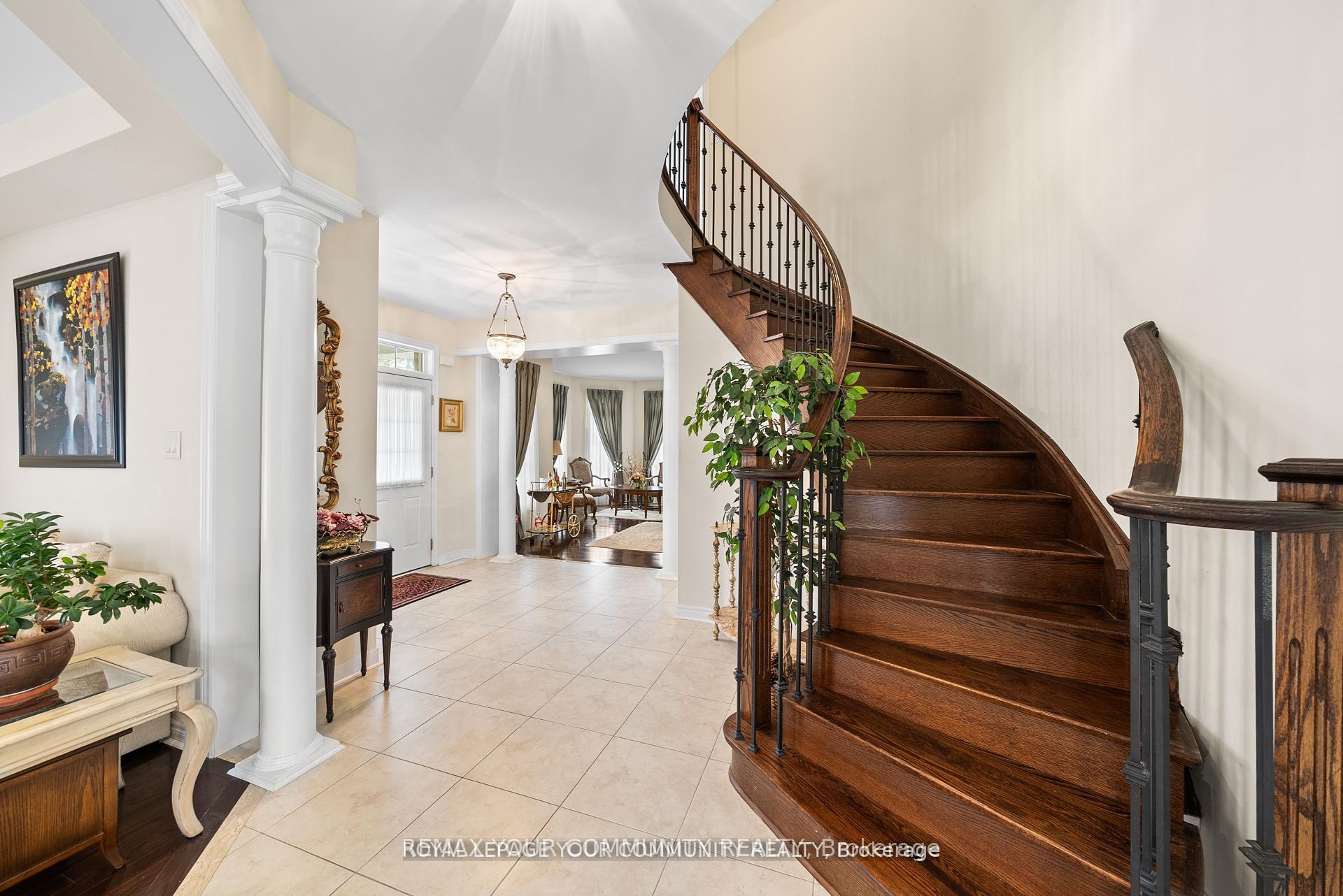 Photo 11 of 108 Headwater Crescent, Richmond Hill, Oak Ridges Lake Wilcox — HOMEH