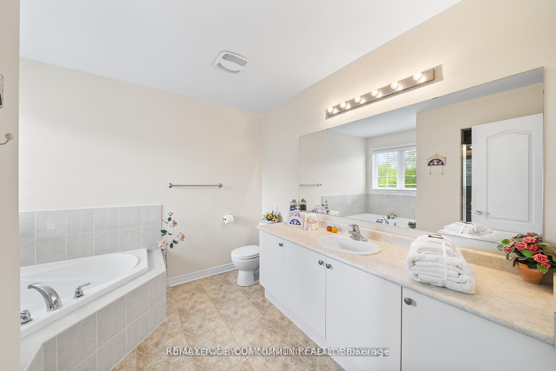 Photo 31 of 108 Headwater Crescent, Richmond Hill, Oak Ridges Lake Wilcox — HOMEH