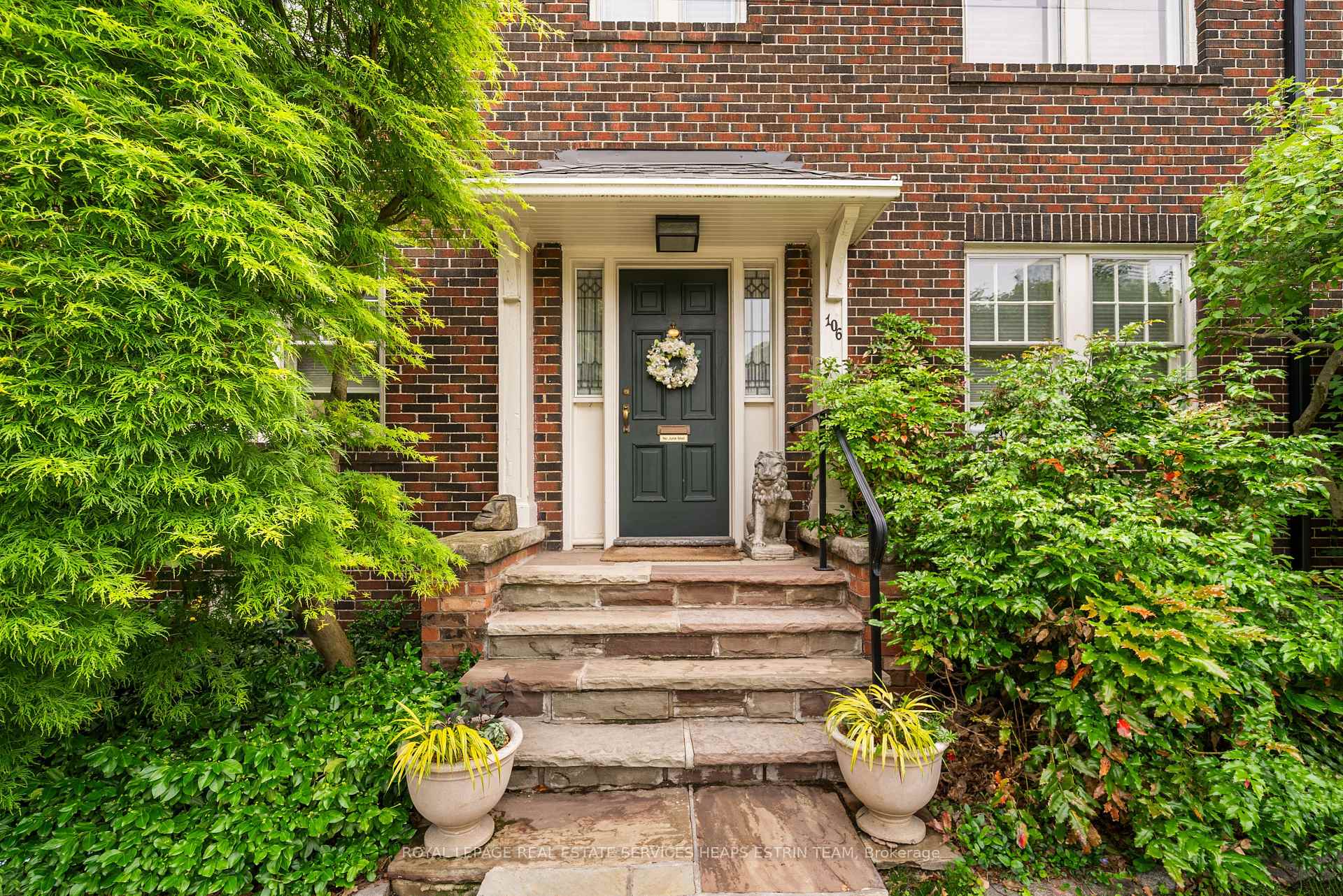 Photo 4 of 106 Colin Avenue, Toronto, Yonge-Eglinton — HOMEH