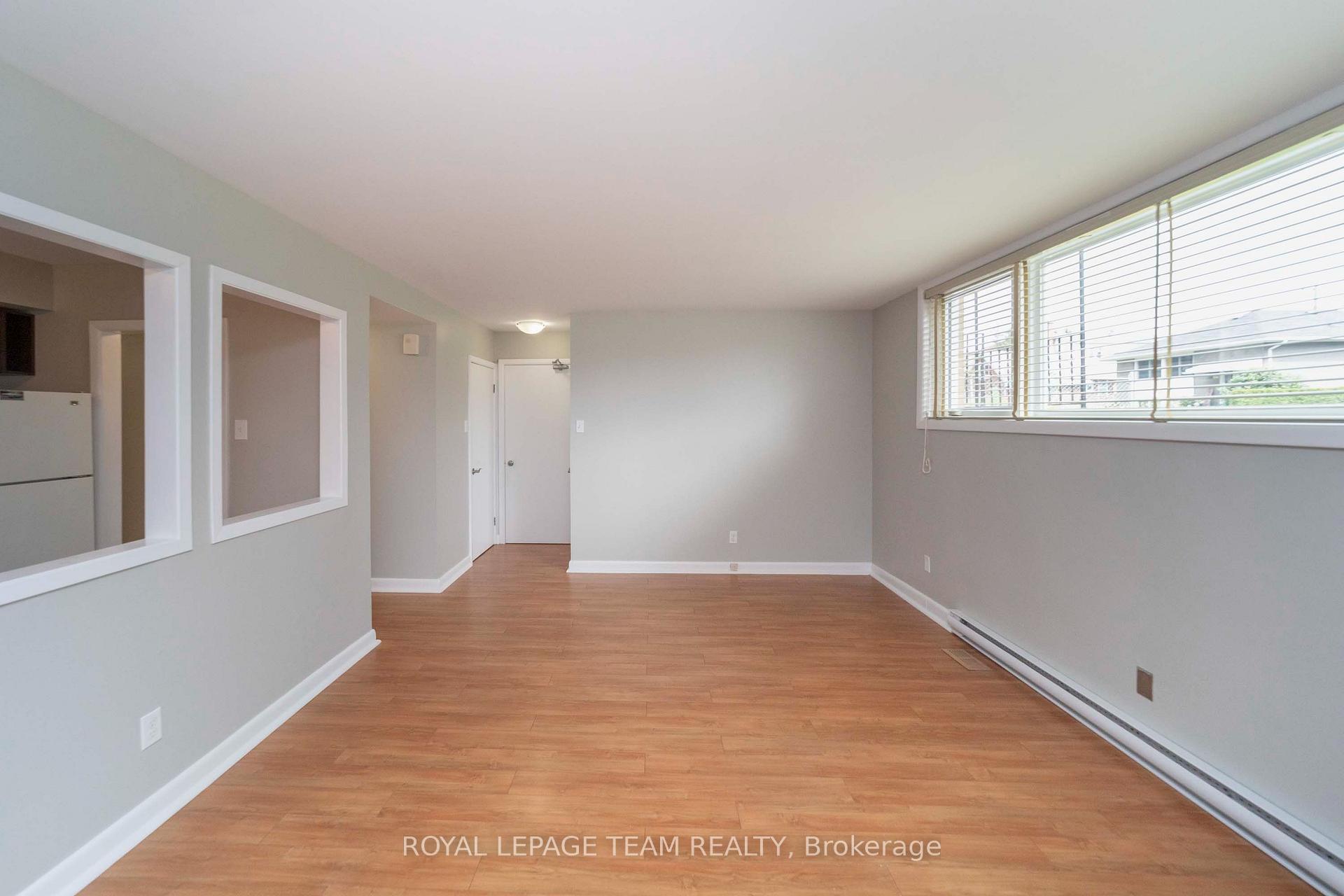 Photo 12 of 676 Borthwick Avenue, Ottawa, Castle Heights/Rideau High — HOMEH