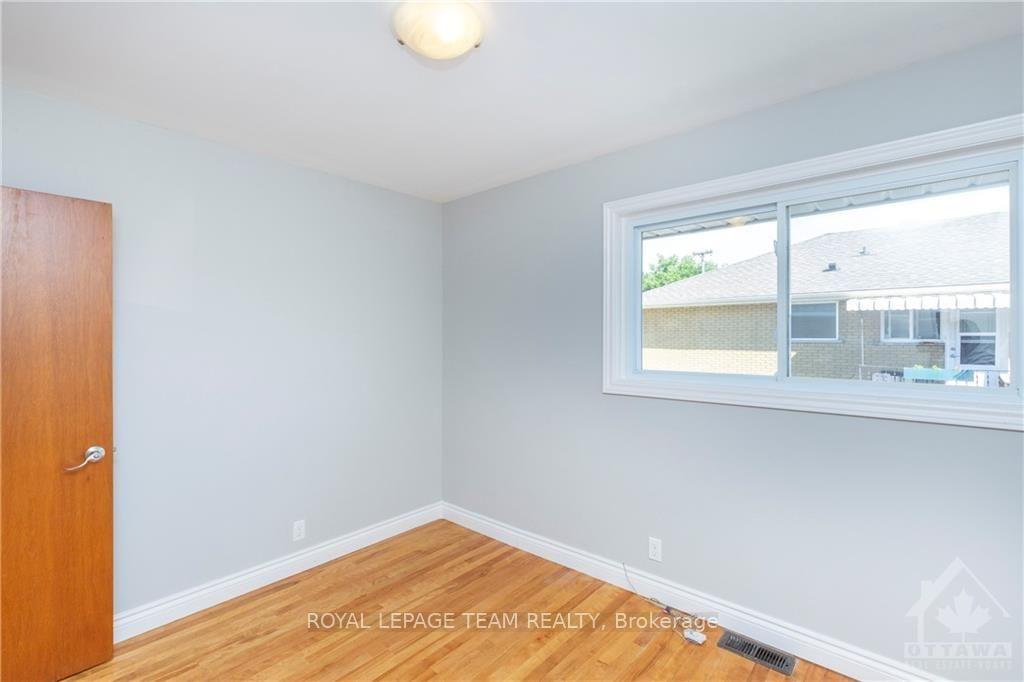 Photo 40 of 676 Borthwick Avenue, Ottawa, Castle Heights/Rideau High — HOMEH