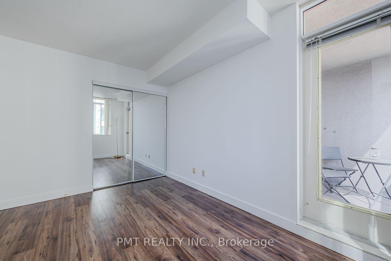 Photo 18 of Unit 1612, 736 Bay Street, Toronto, Bay Street Corridor — HOMEH