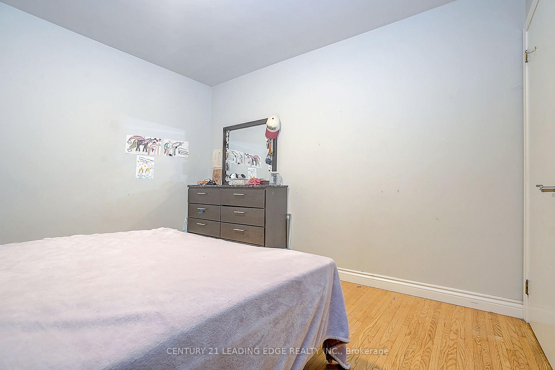 Photo 22 of 284 Dover Street, Oshawa, Eastdale — HOMEH