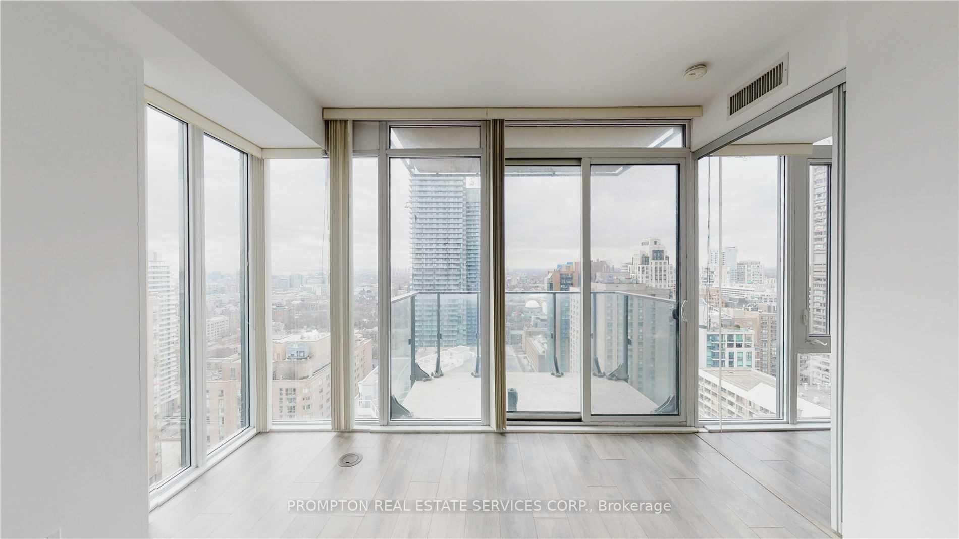 Photo 4 of Unit 3305, 75 St Nicholas Street, Toronto, Bay Street Corridor — HOMEH
