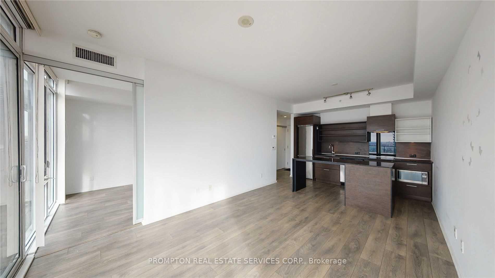 Photo 7 of Unit 3305, 75 St Nicholas Street, Toronto, Bay Street Corridor — HOMEH
