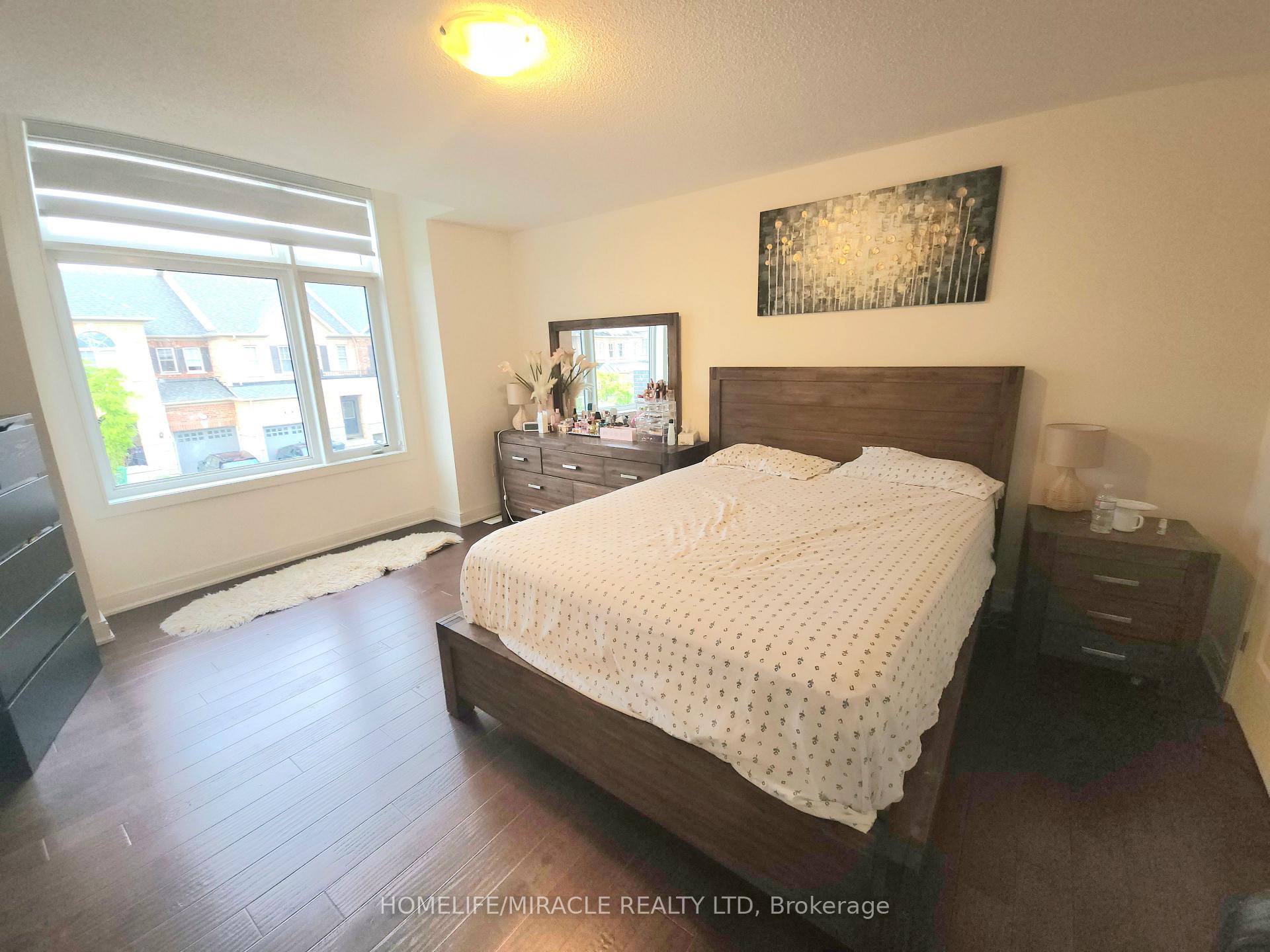 Photo 16 of 76 Pearman Crescent, Brampton, Northwest Brampton — HOMEH