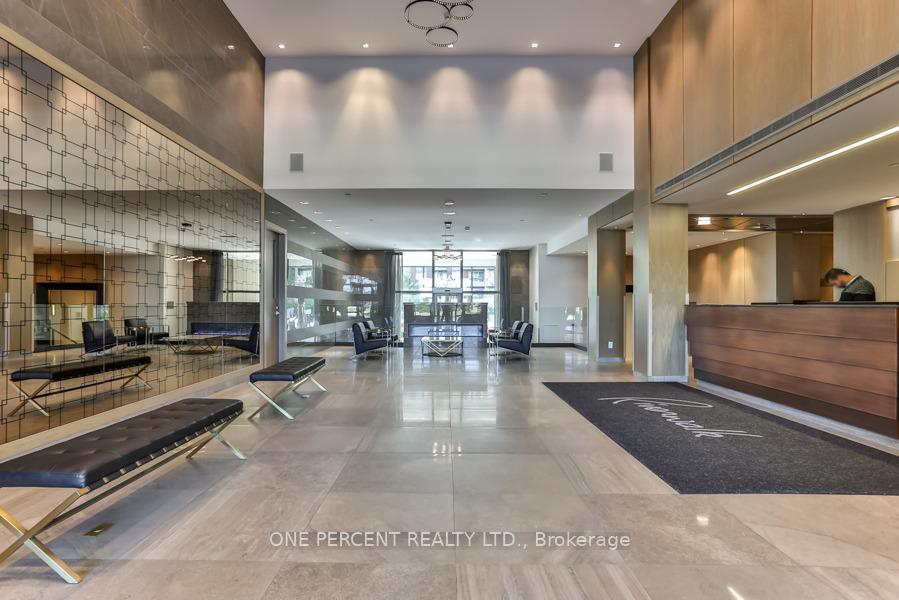 Photo 3 of Unit 705, 18 Uptown Drive, Markham, Unionville — HOMEH