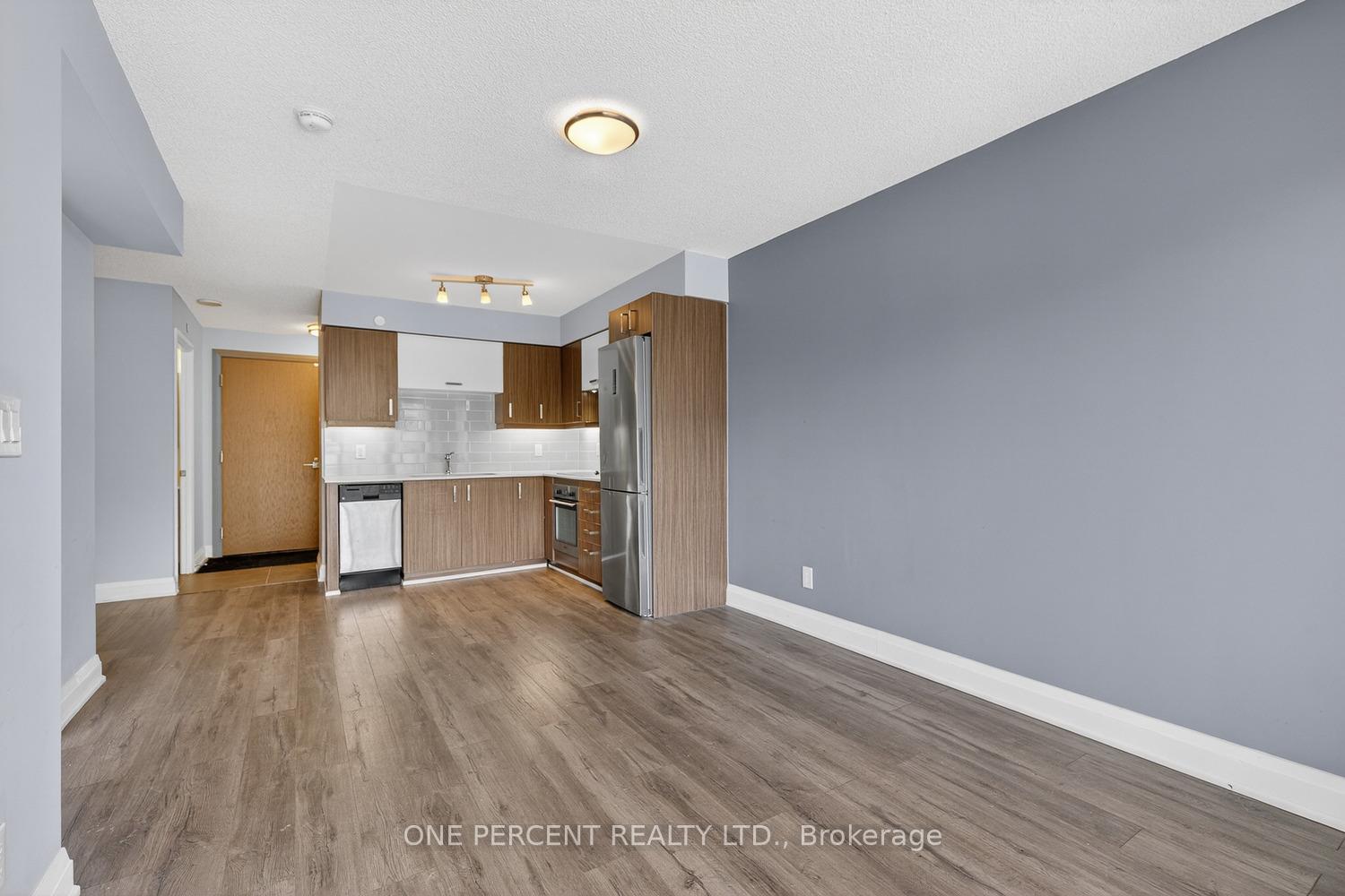 Photo 16 of Unit 705, 18 Uptown Drive, Markham, Unionville — HOMEH