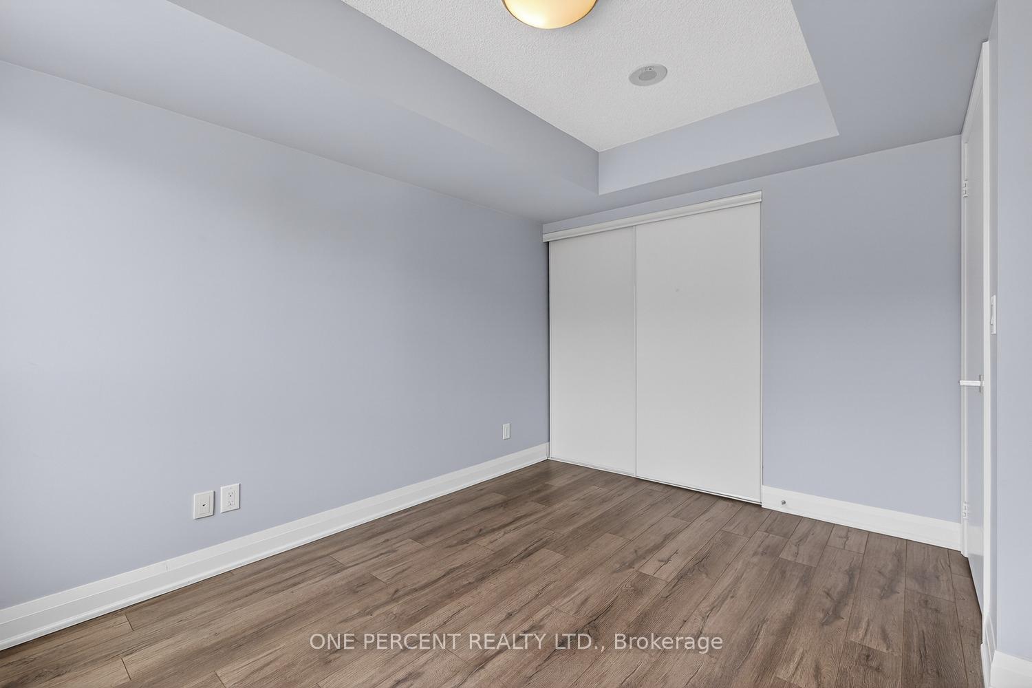 Photo 18 of Unit 705, 18 Uptown Drive, Markham, Unionville — HOMEH