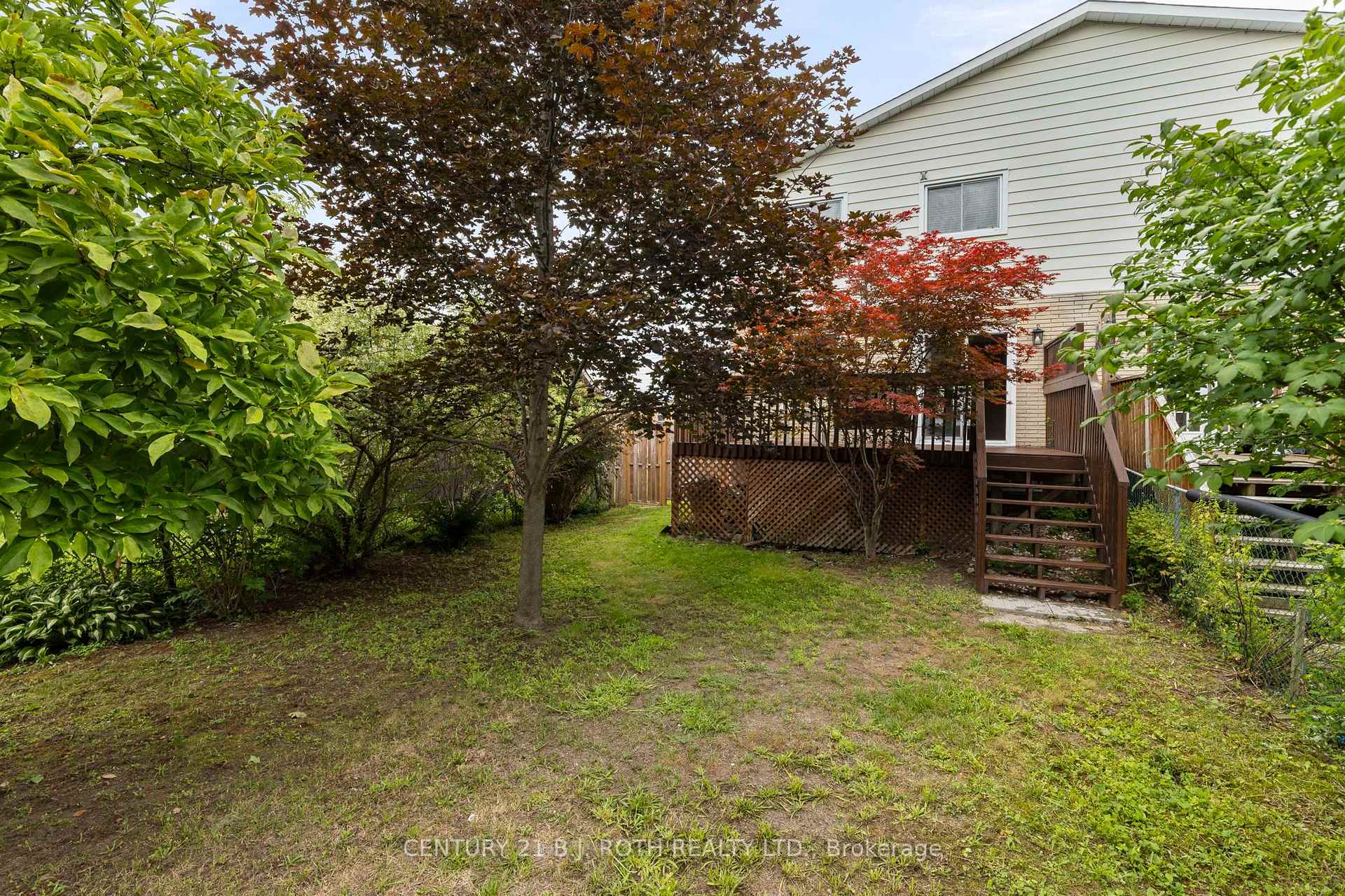 Photo 23 of 14 Innisfil Street, Barrie, Lakeshore — HOMEH