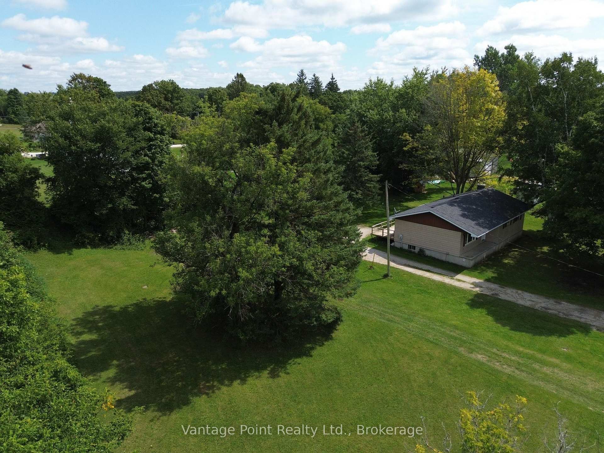Photo 5 of 316041 6 Highway, Chatsworth — HOMEH